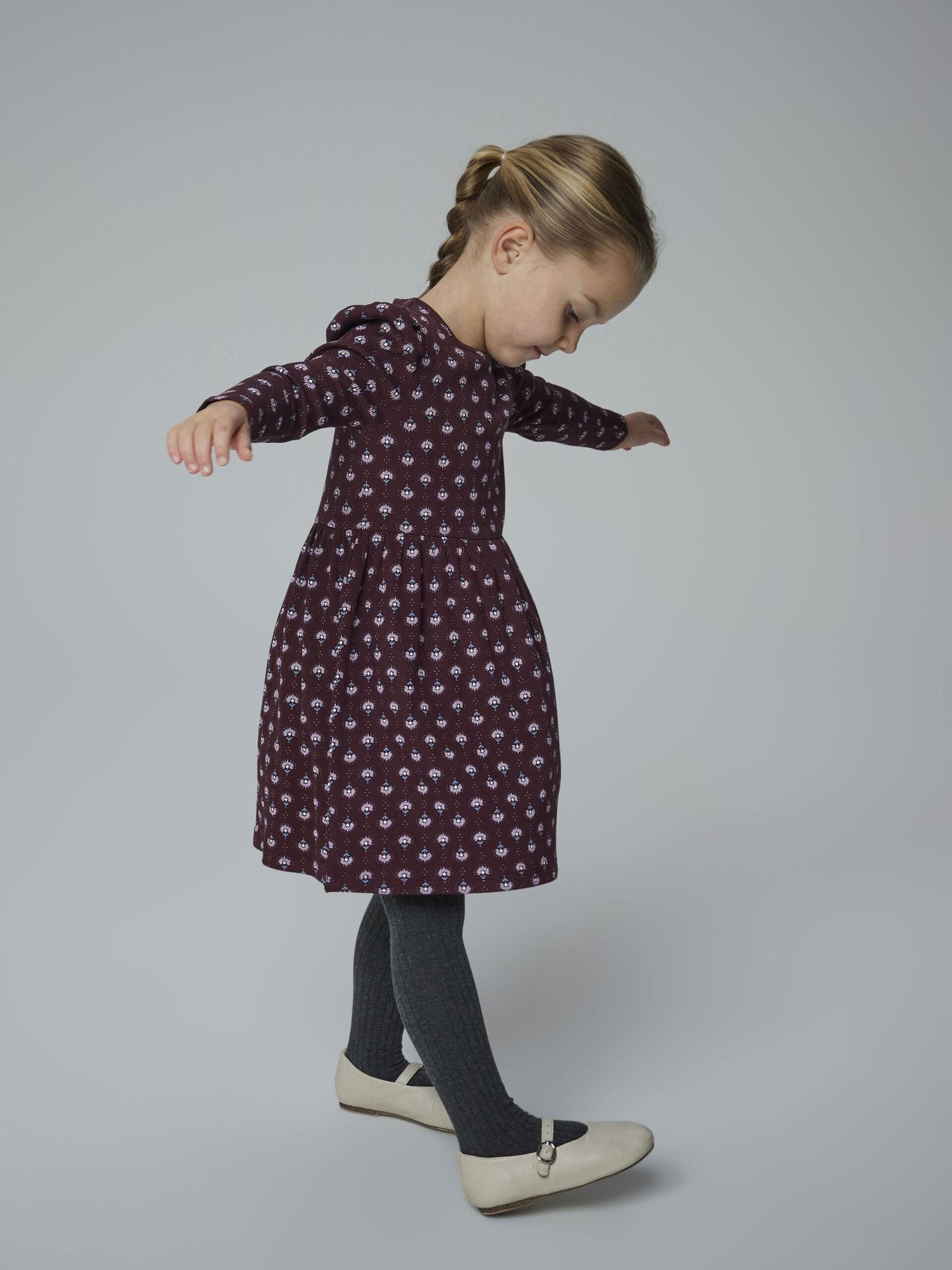 NMFONINE LS DRESS VIININPUNAINEN
