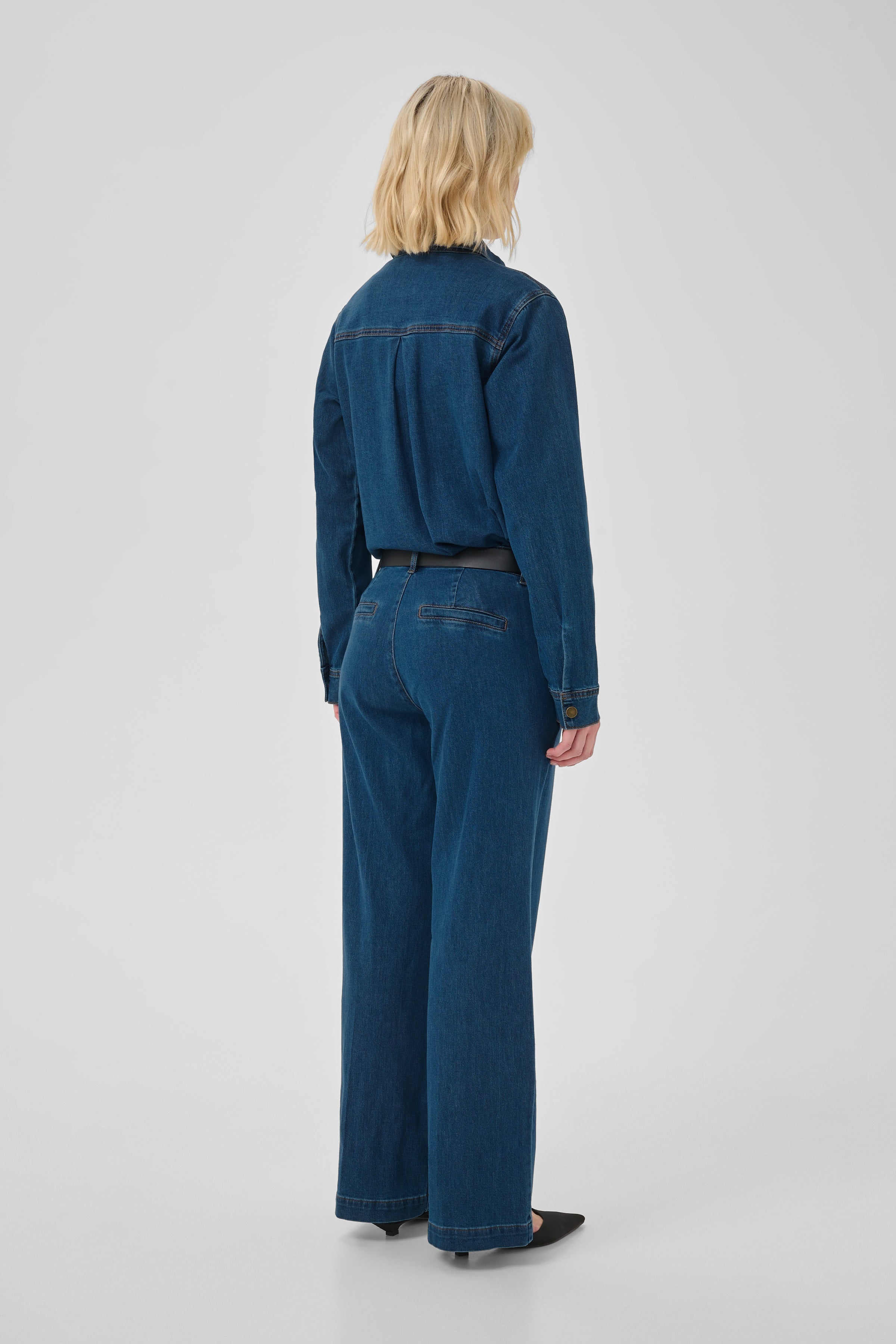 MY ESSENTIAL WARDROBE naisten farkut 30 The Lara 115, tummansininen
