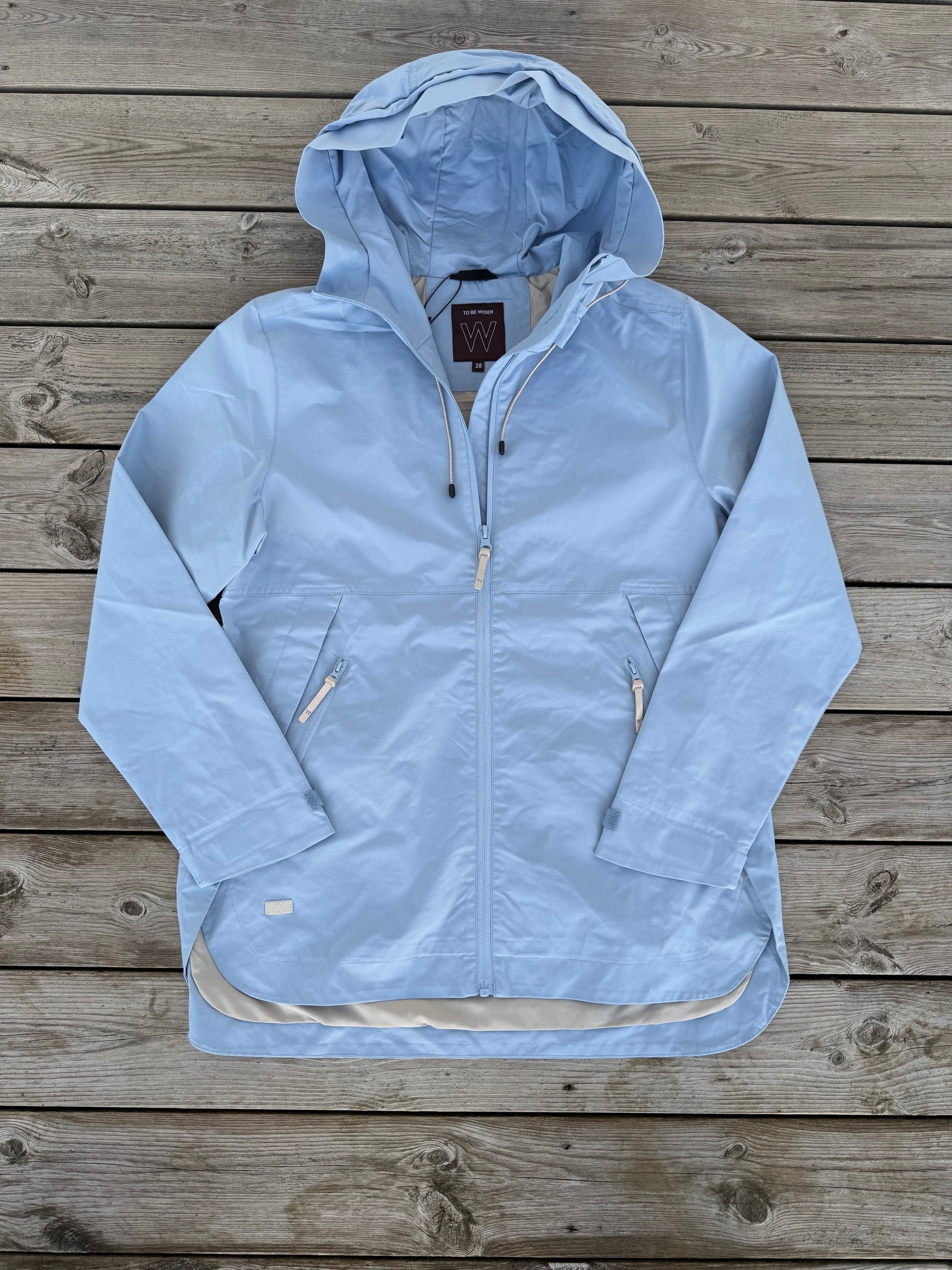 To be Wiser naisten takki Fanny Waterrepel, vaaleansininen