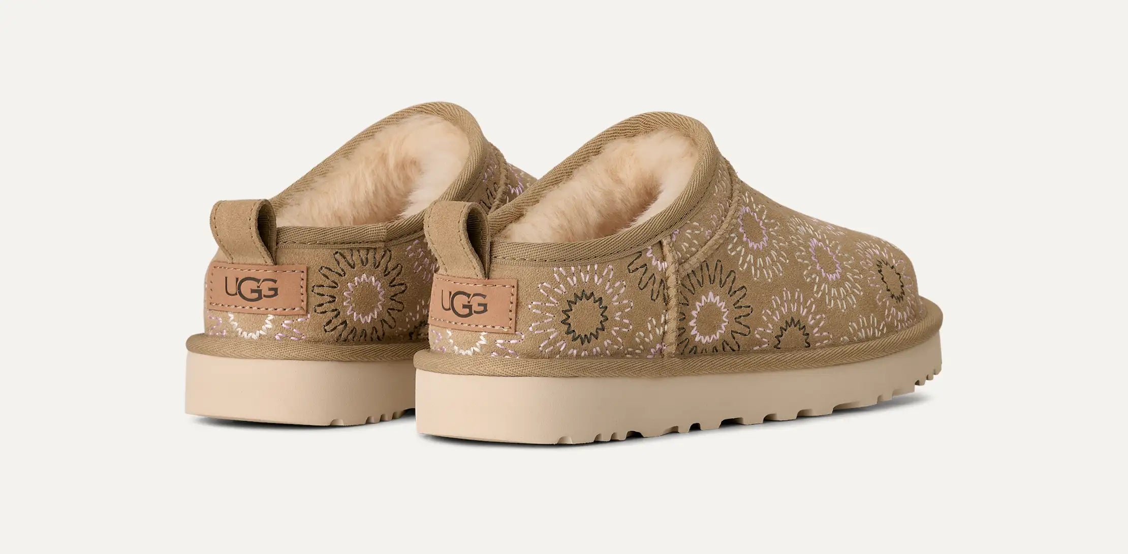 UGG naisten kengät Classic Micro Sun Stitch, hiekka