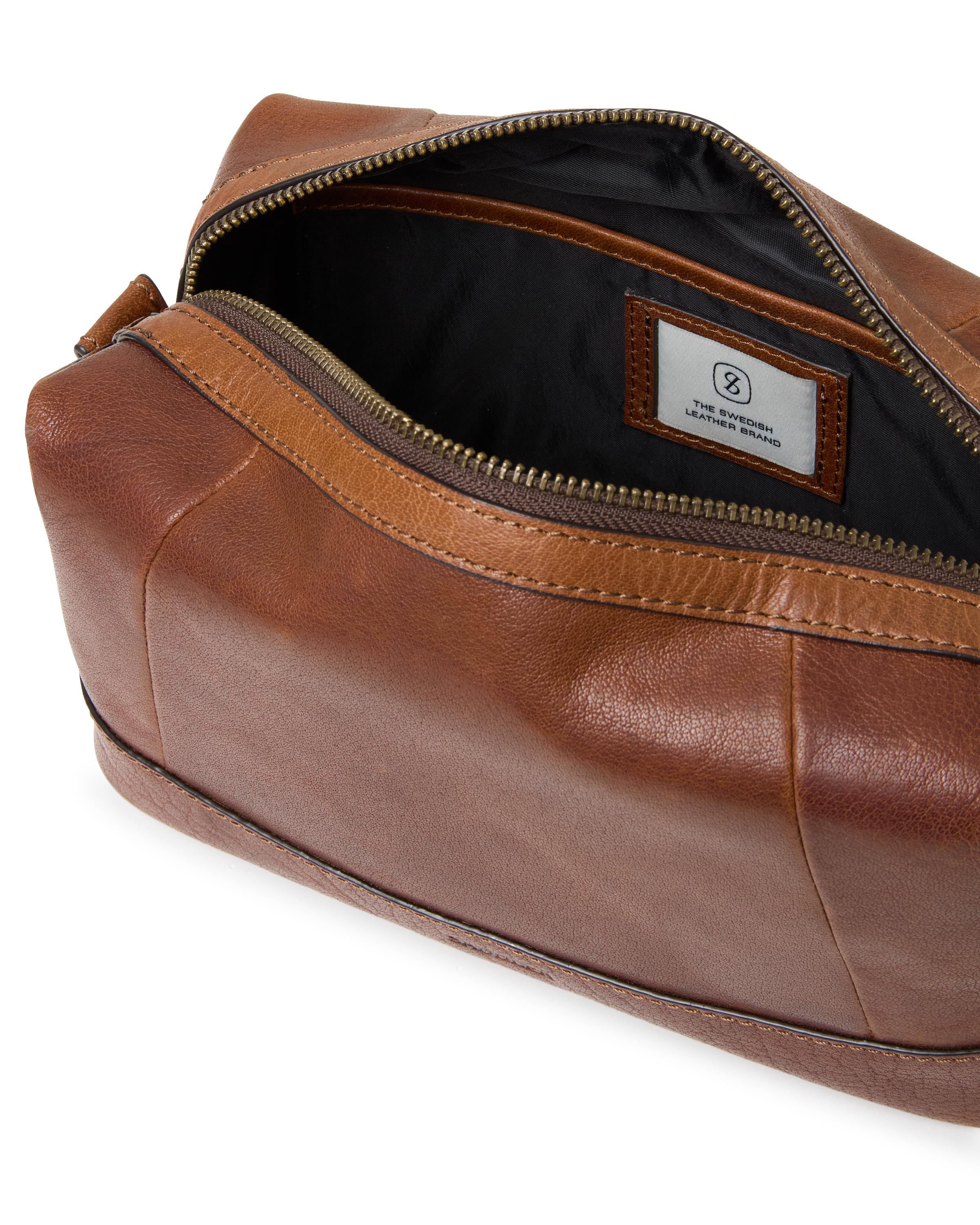 Saddler toilettilaukku Cay Toiletry Bag, keskiruskea