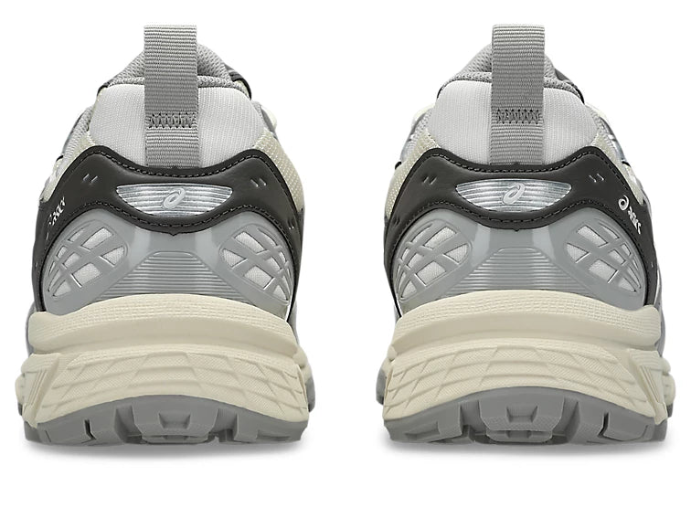 Asics miesten lenkkarit Gel-Nunobiki, Cream/Cement Grey