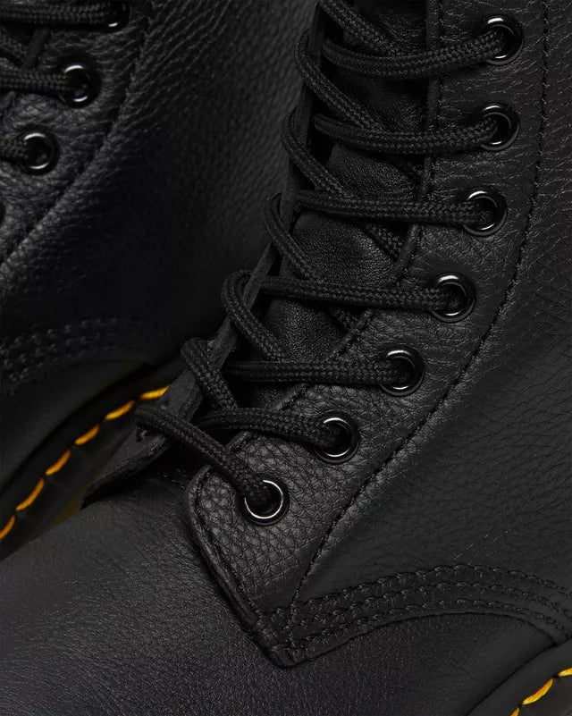 Dr. Martens naisten nauhalliset nilkkurit, 1460 Pascal Virginia, Musta