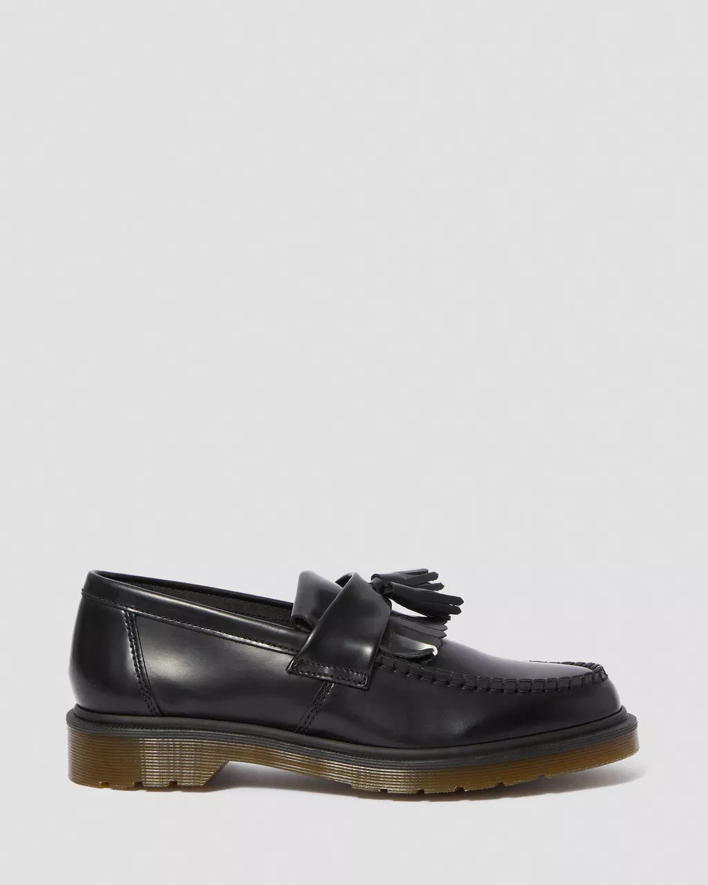 Dr. Martens naisten loaferit Adrian Tassel Loafer Mono Black Smooth, musta