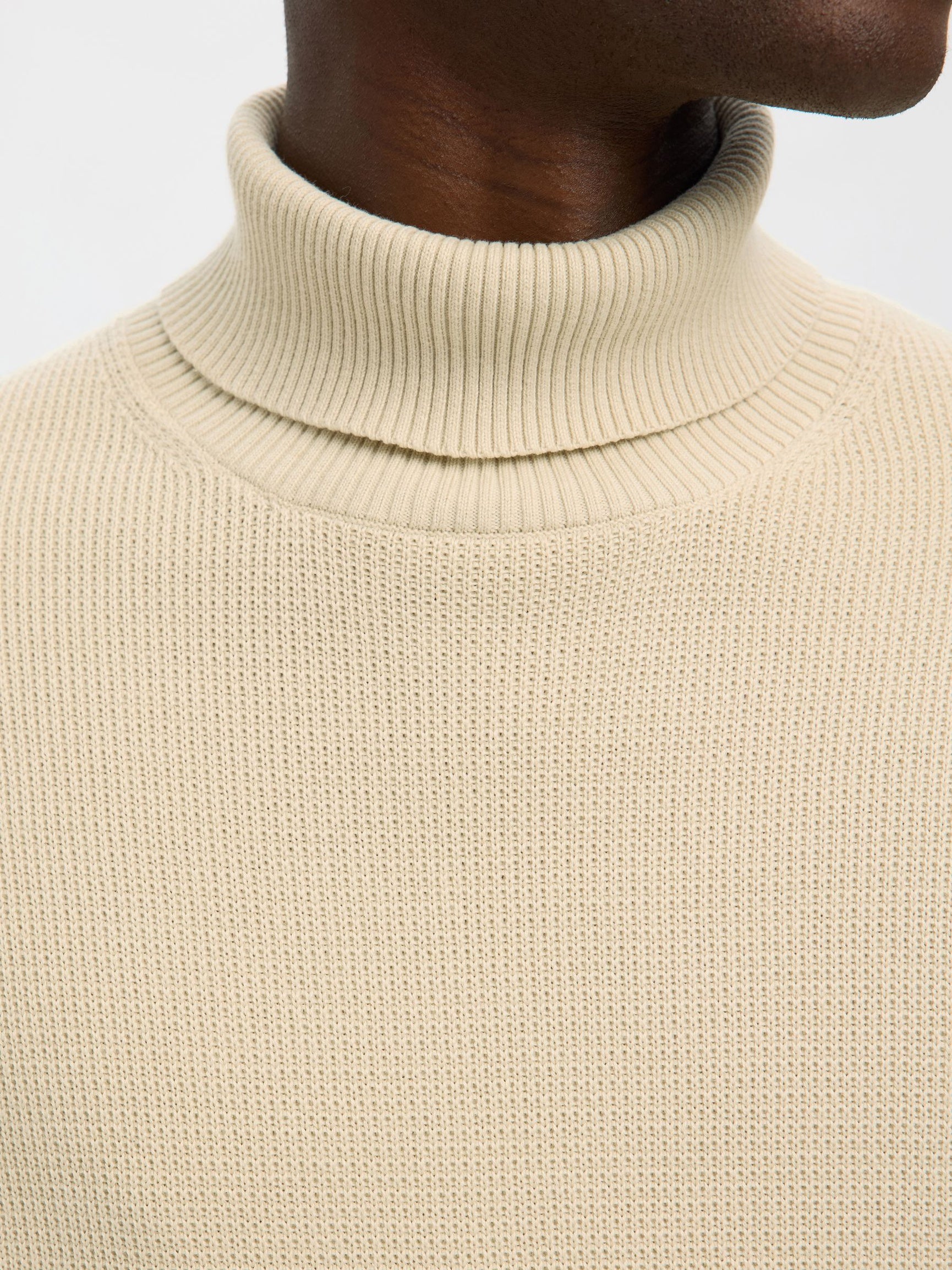 Selected miesten neulepusero K DANE LS KNIT STRUCTURE ROLLNECK NOS, oatmeal