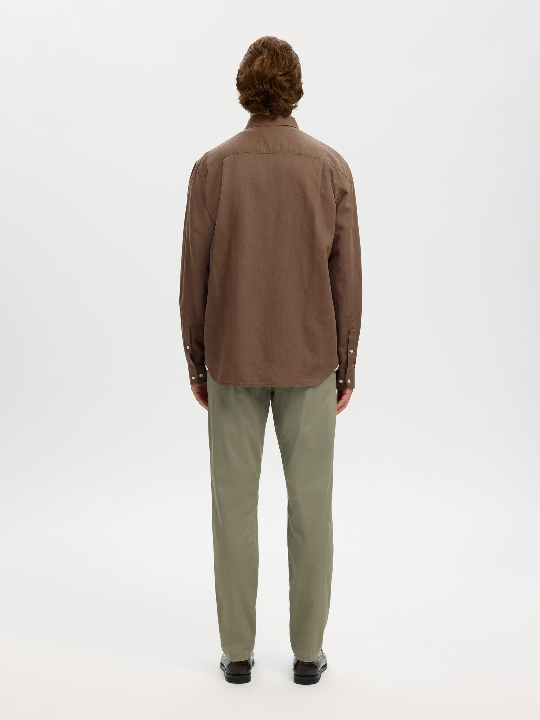 Selected miesten kauluspaita SLHREGCLAY Linenblend LS Shirt, Chocolate Chip