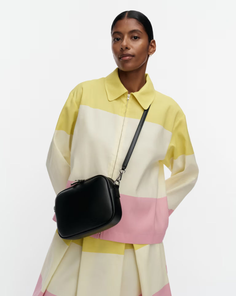 Marimekko laukku Gratha, musta