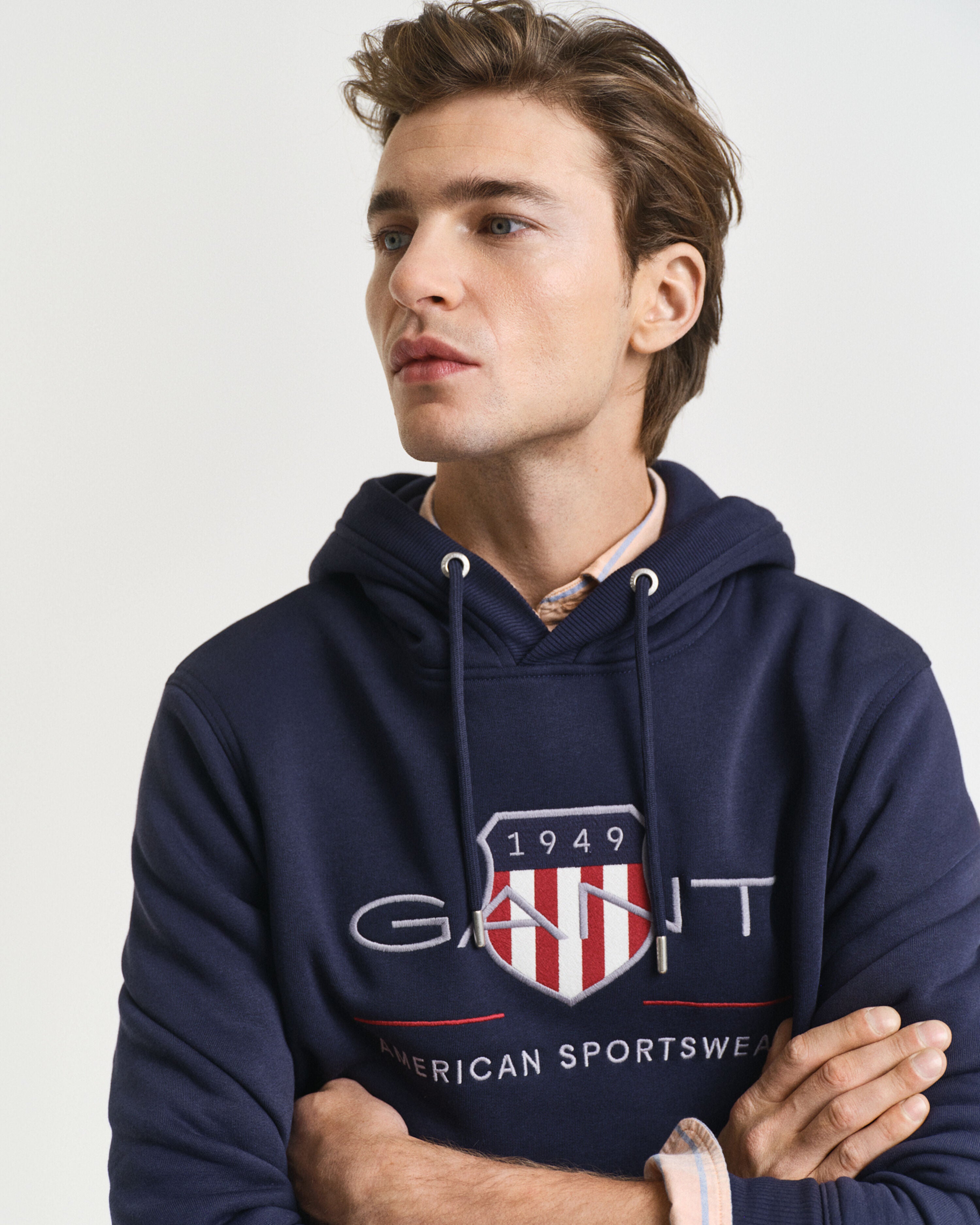 Gant miesten collegepusero, REG ARCHIVE SHIELD HOODIE TUMMANSININEN