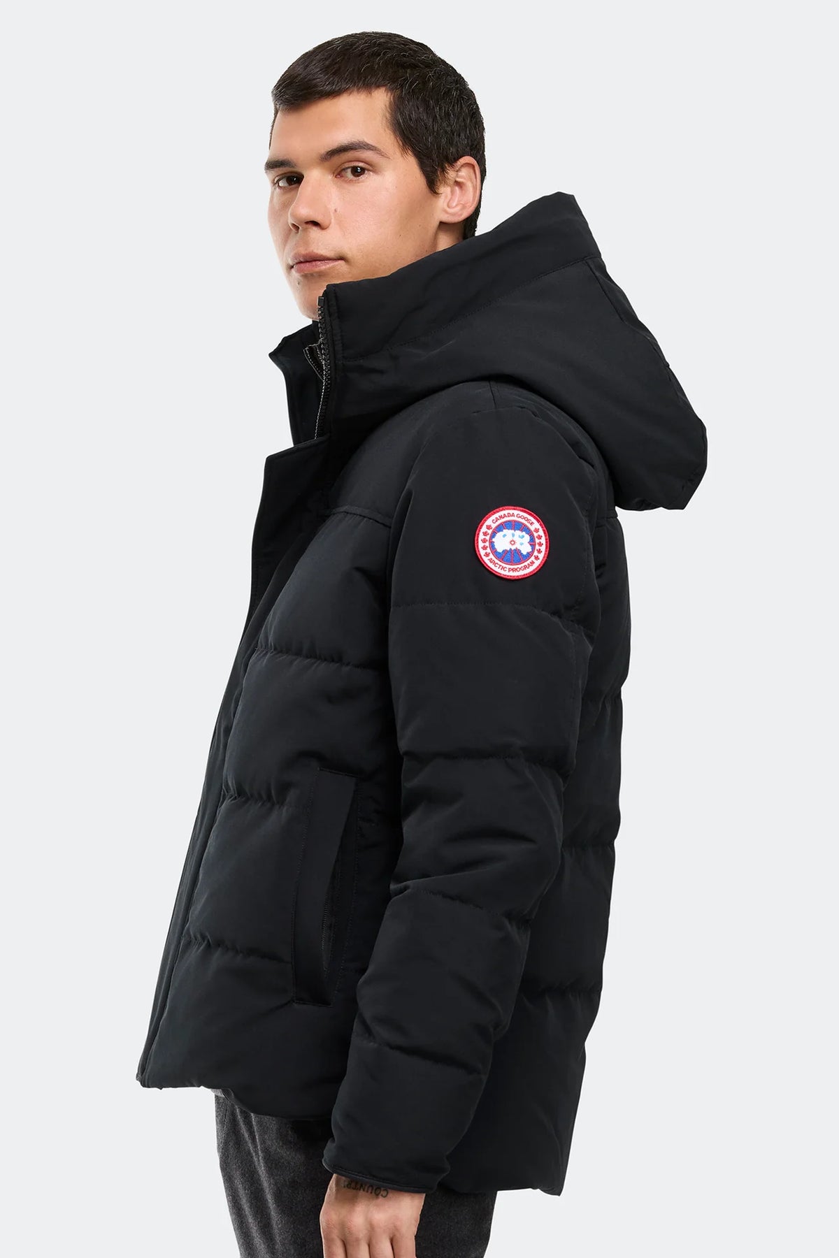 Canada Goose miesten parkatakki MacMillan Parka, musta