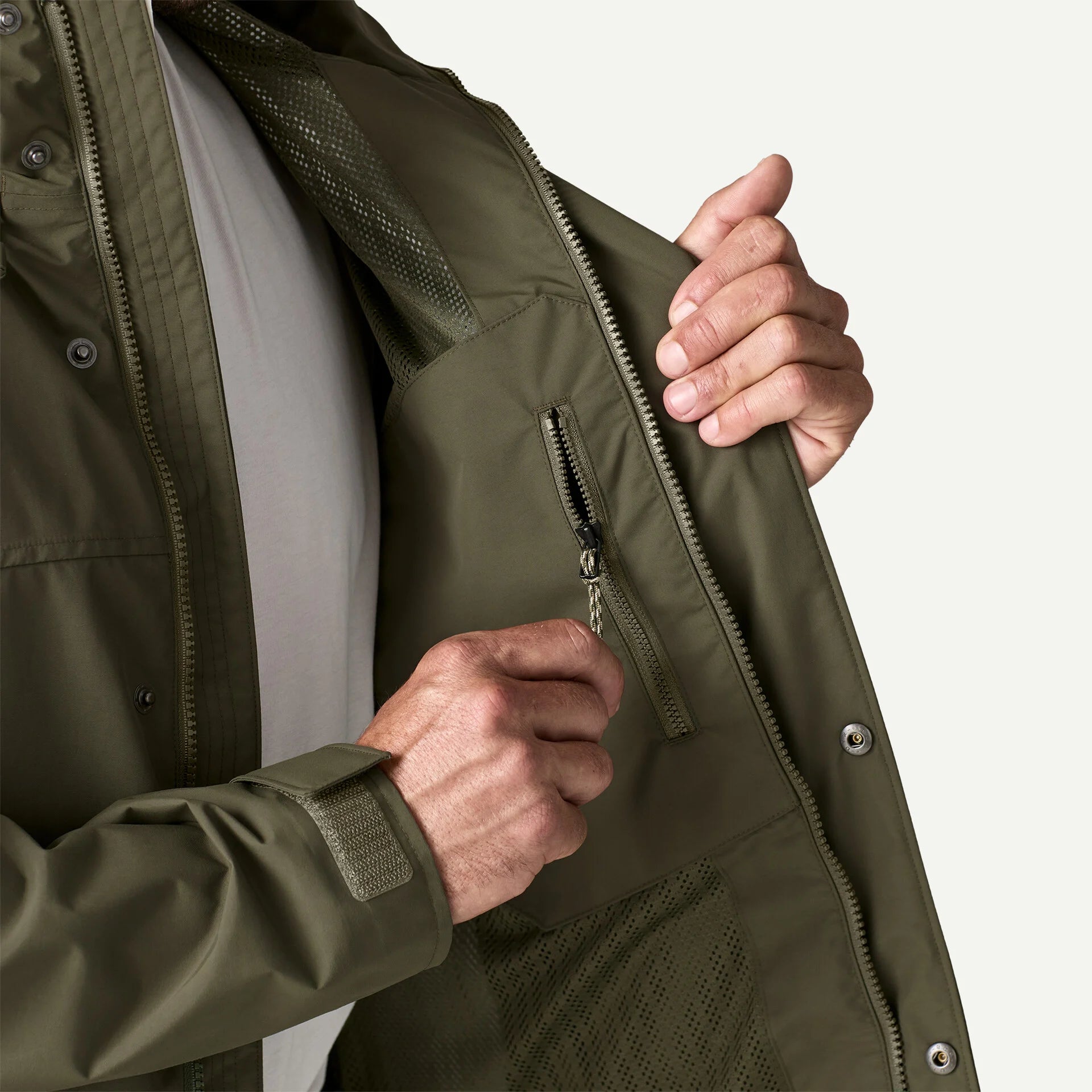 Patagonia miesten takki M's Outdoor Everyday Rain Jkt, khaki