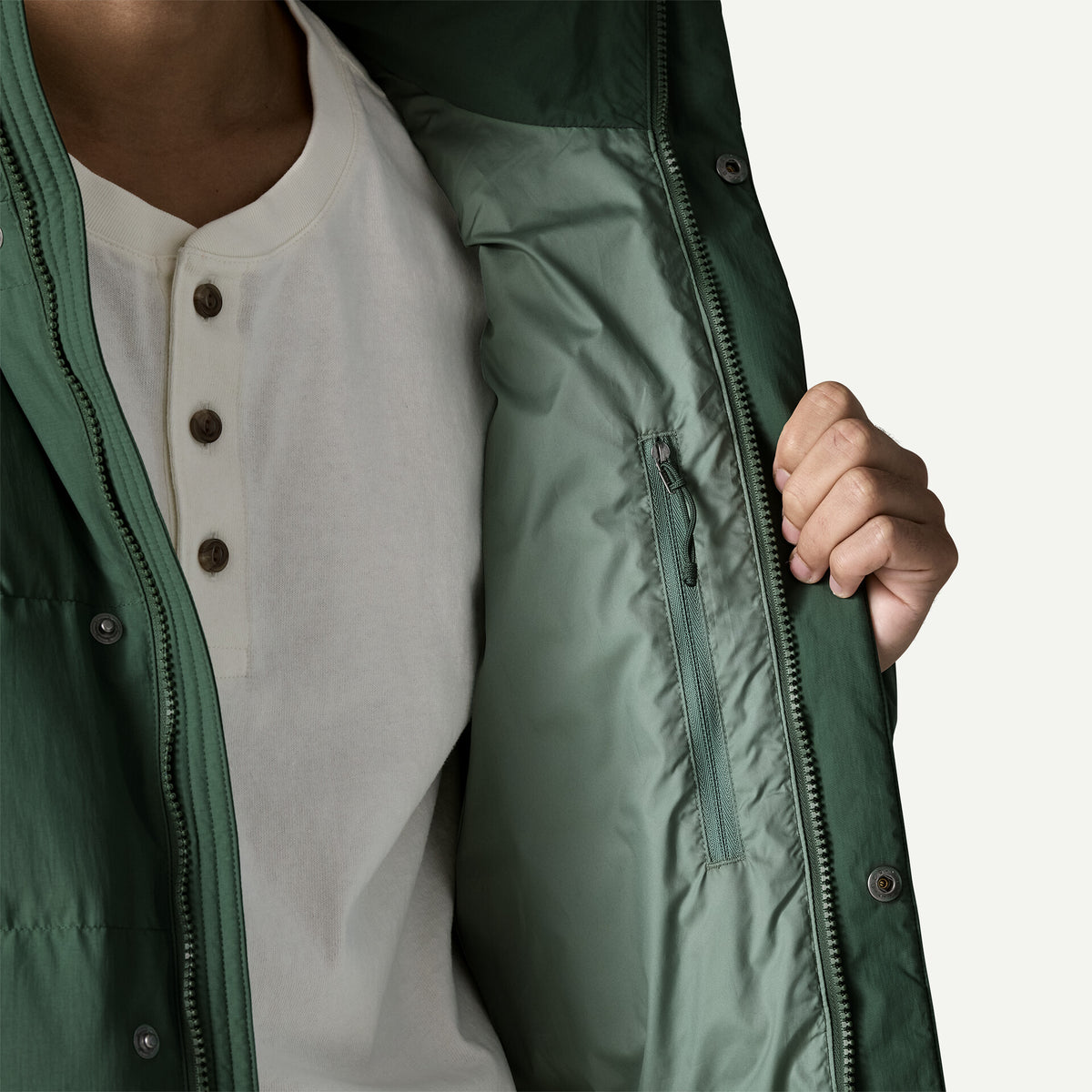 Patagonia miesten untuvatakki Sisar Down Hoody Jacket, tummanvihreä