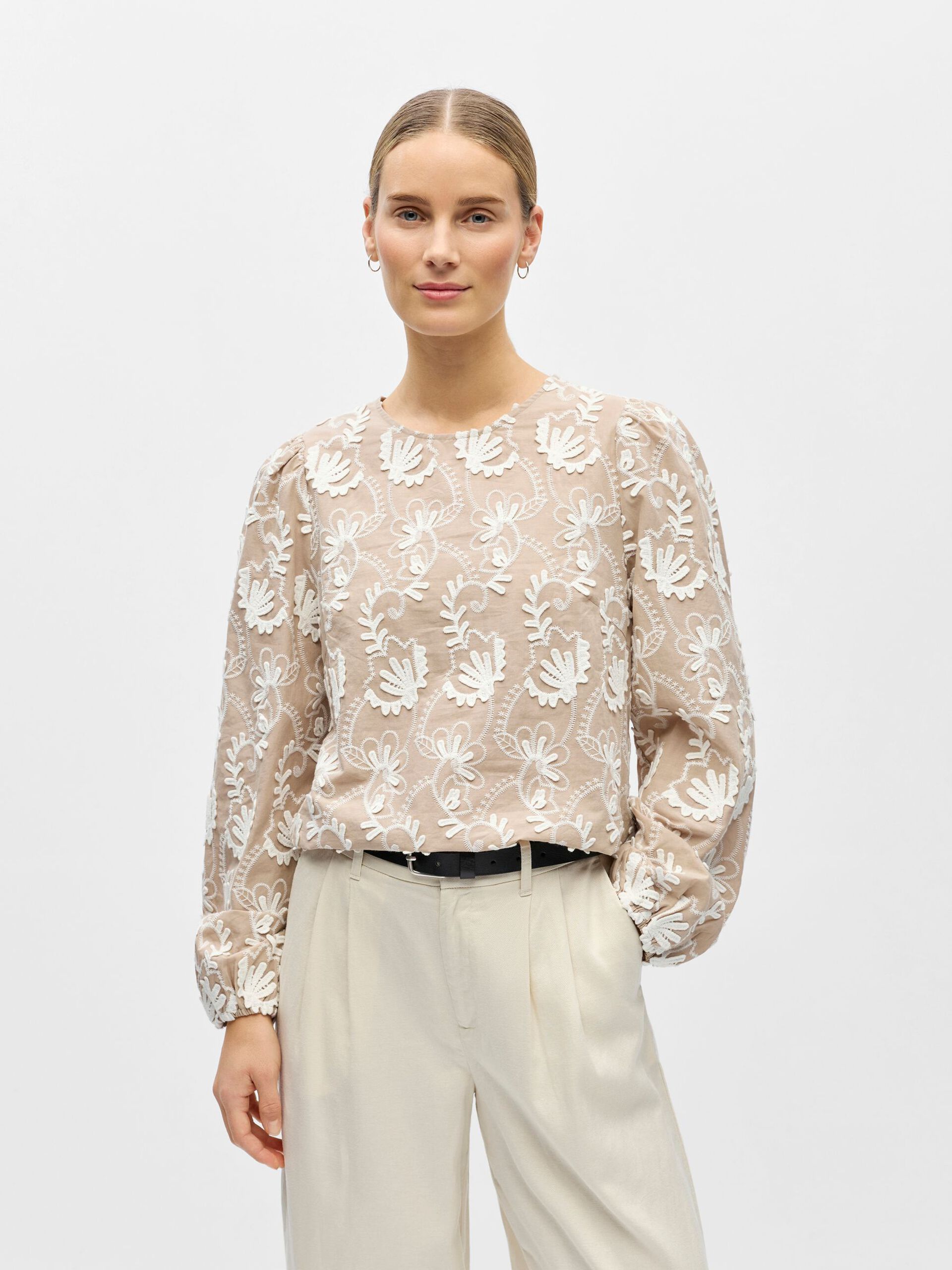 Object naisten pusero OBJMYA RE L/S Top, Humus Cloud dancer