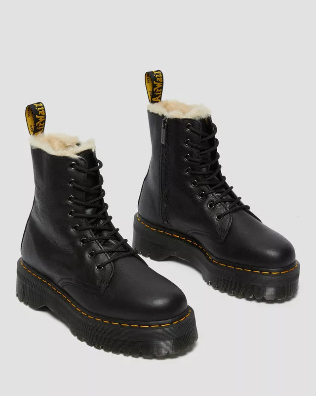 Dr. Martens naisten lämpövuorelliset platform maiharit, Jadon Faux Fur Lined Leather Platform Boots, Musta