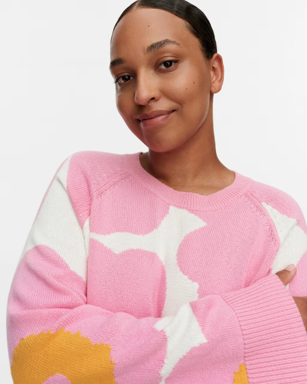 Marimekko naisten neulepusero Loitsu Unikko neulepusero, vaaleanpunainen kuosi