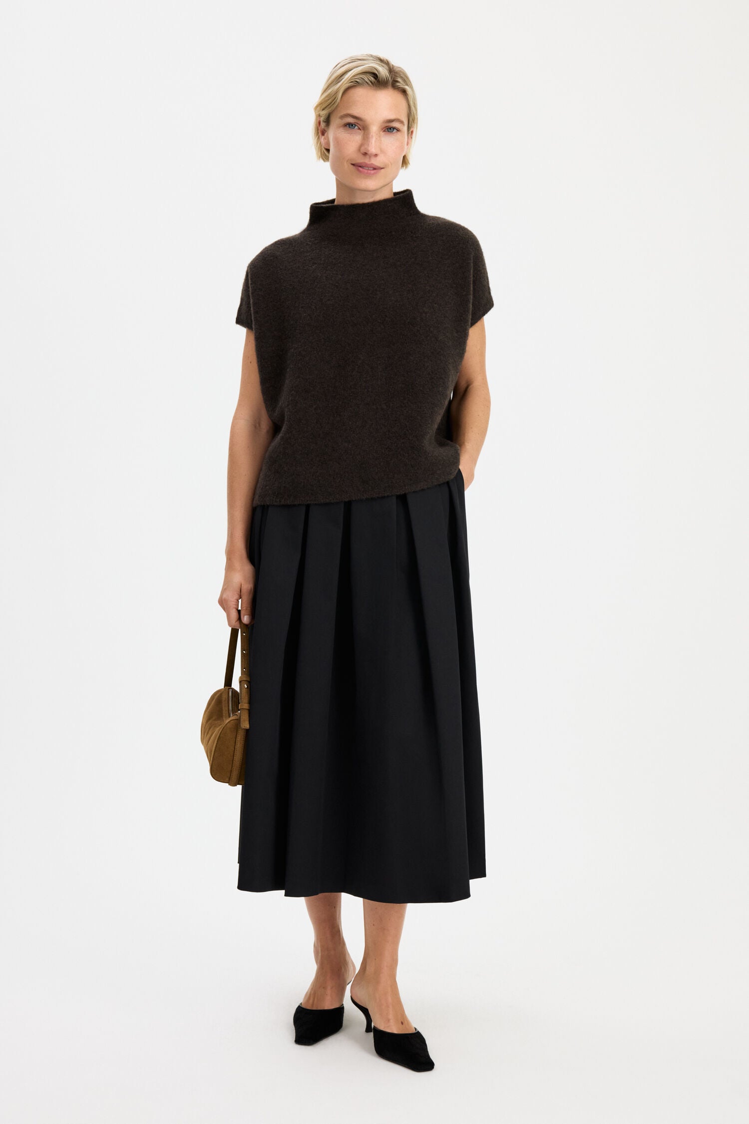 Filippa K naisten neulepusero Ximena Sweater, tummanruskea