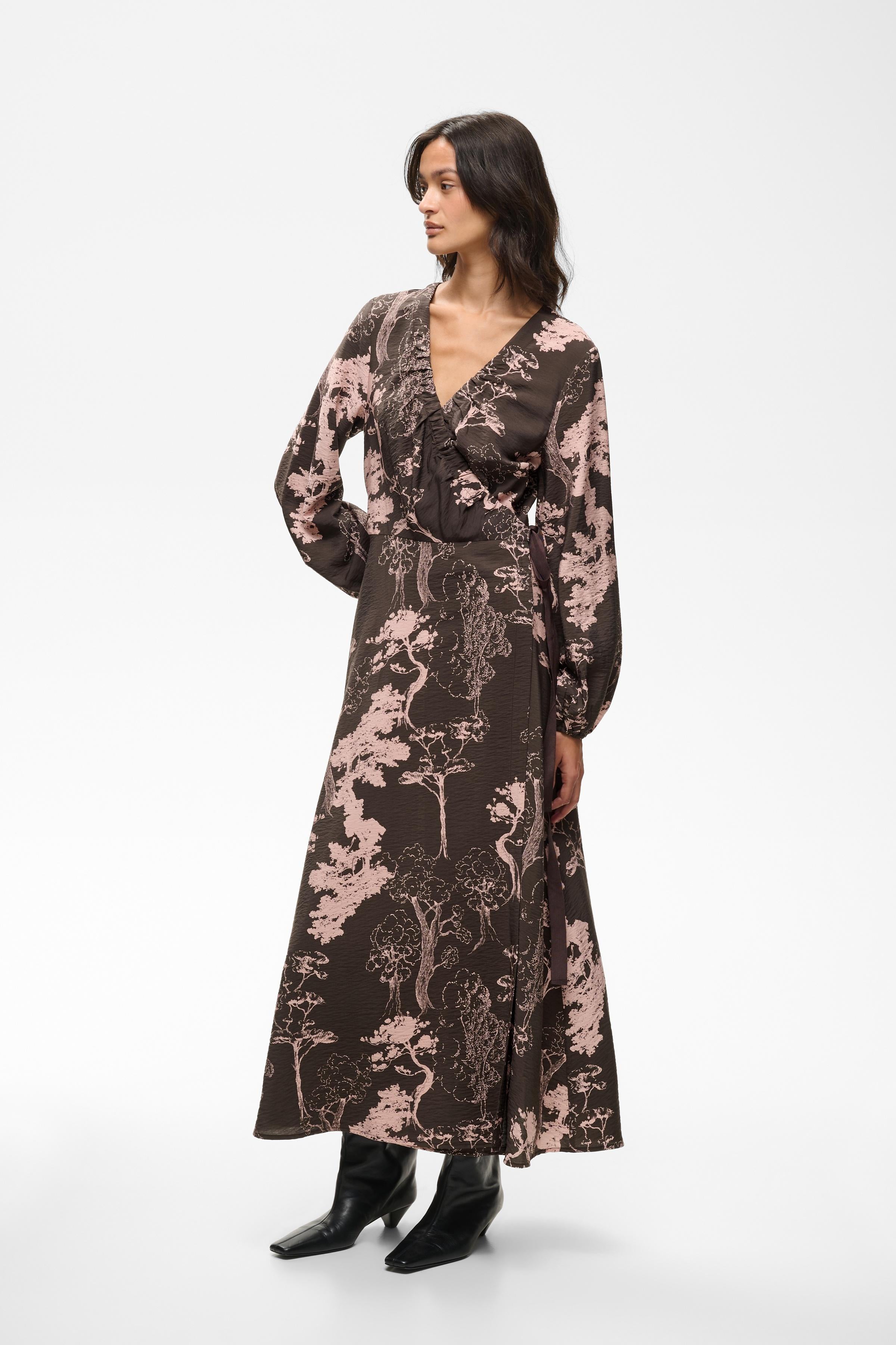 InWear naisten maksimekko MakennaIW Wrap Dress, Brown Tree Garden