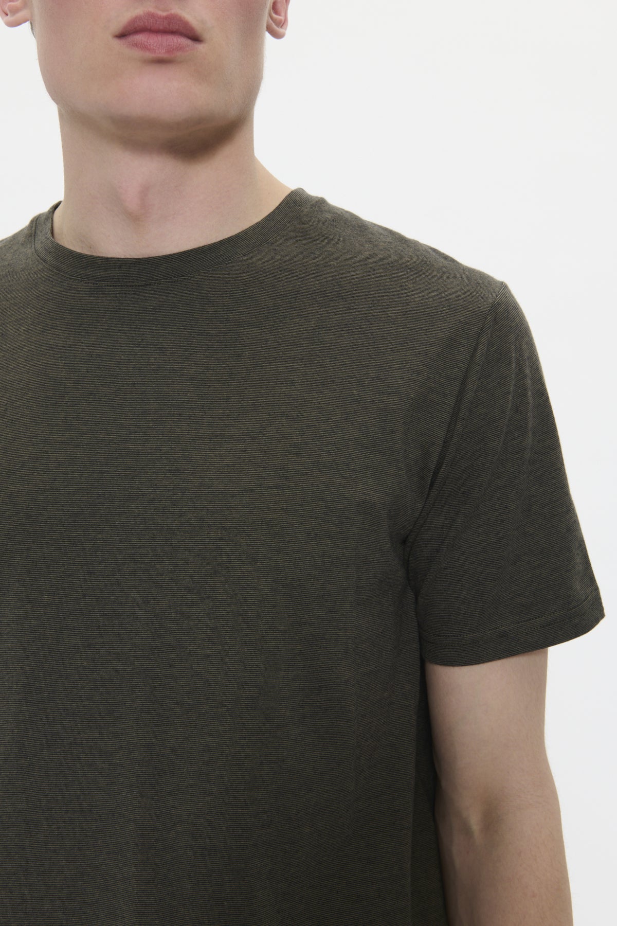 Matinique miesten t-paita Jermane, Olive Night