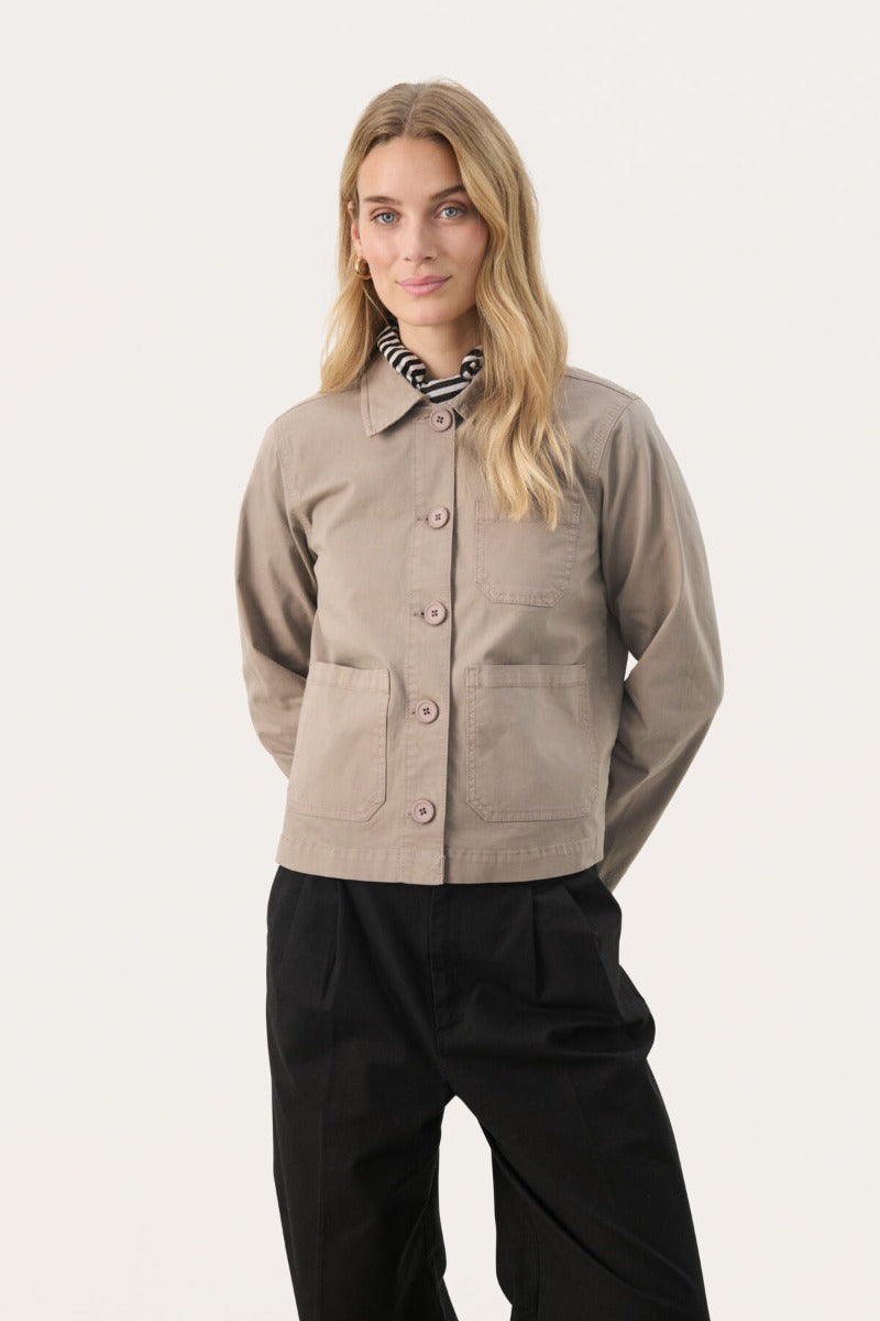 part-two-naisten-lyhyt-puuvillatakki-freda-jacket-desert-taupe-1