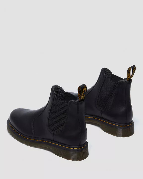 Dr. Martens miesten kengät, 2976 Warm Lined Grizzly Leather Chelsea nilkkurit, Musta
