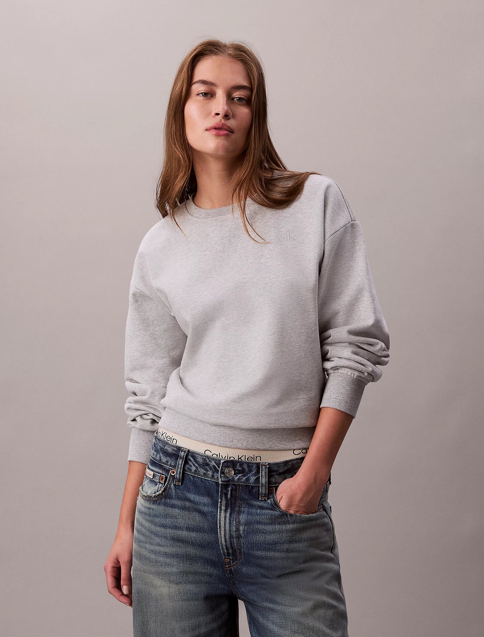 Calvin Klein Jeans naisten collegepaidat LS Archive Logo French Terry, harmaa