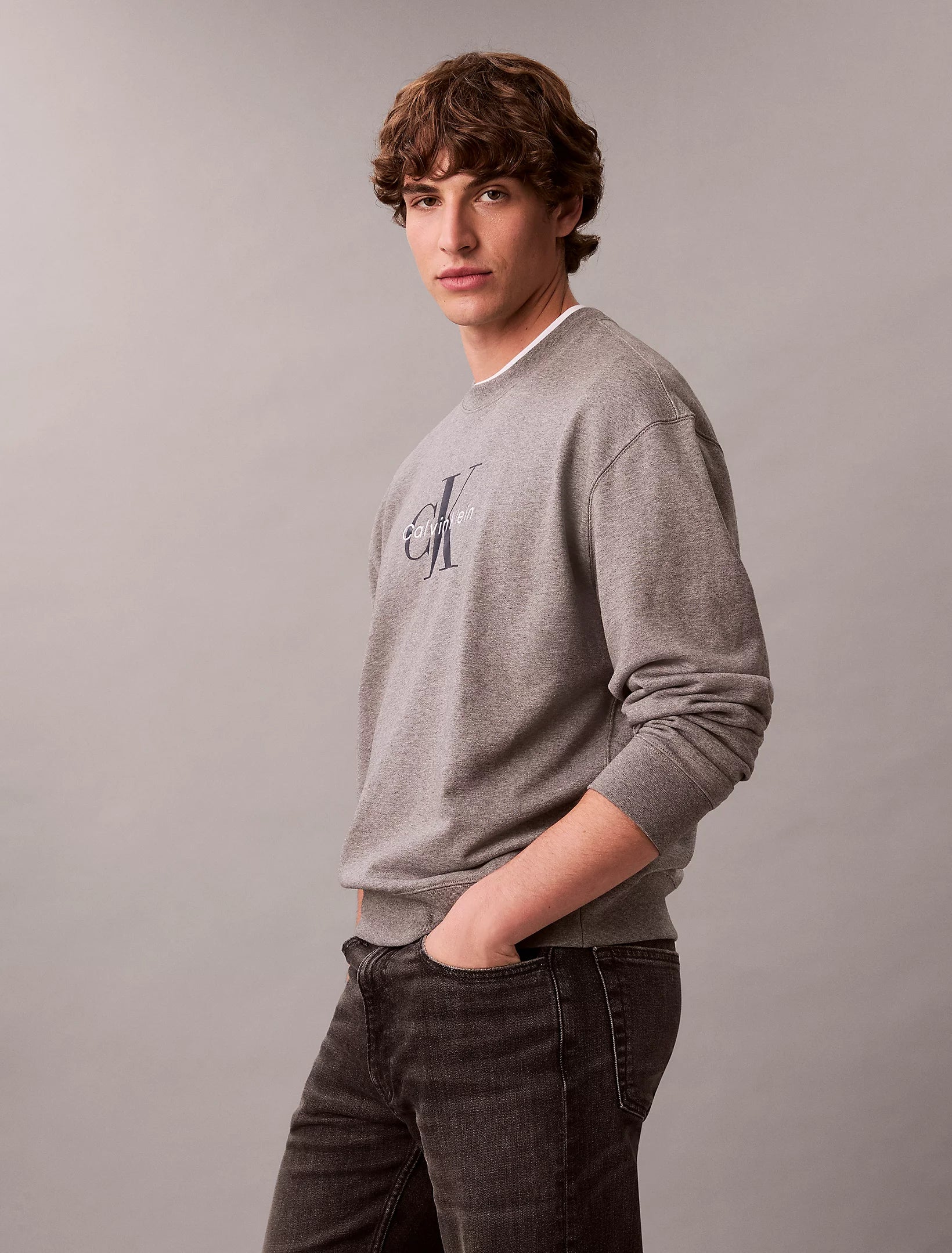 Calvin Klein Jeans miesten collegepaita LS EU 350Terry Monologo CN Swtsh, vaaleanharmaa