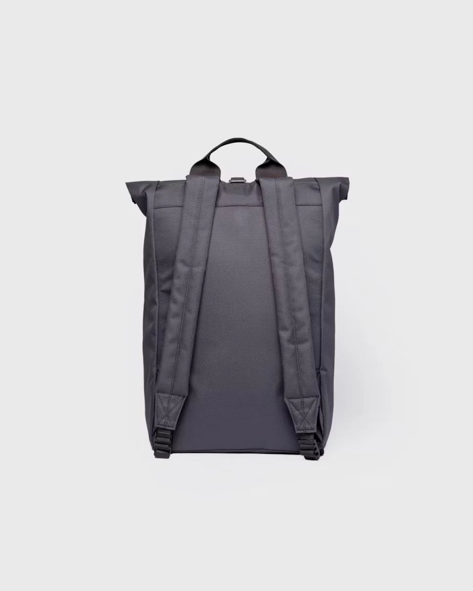 GROUND Rolltop Backpack L TUMMANHARMAA