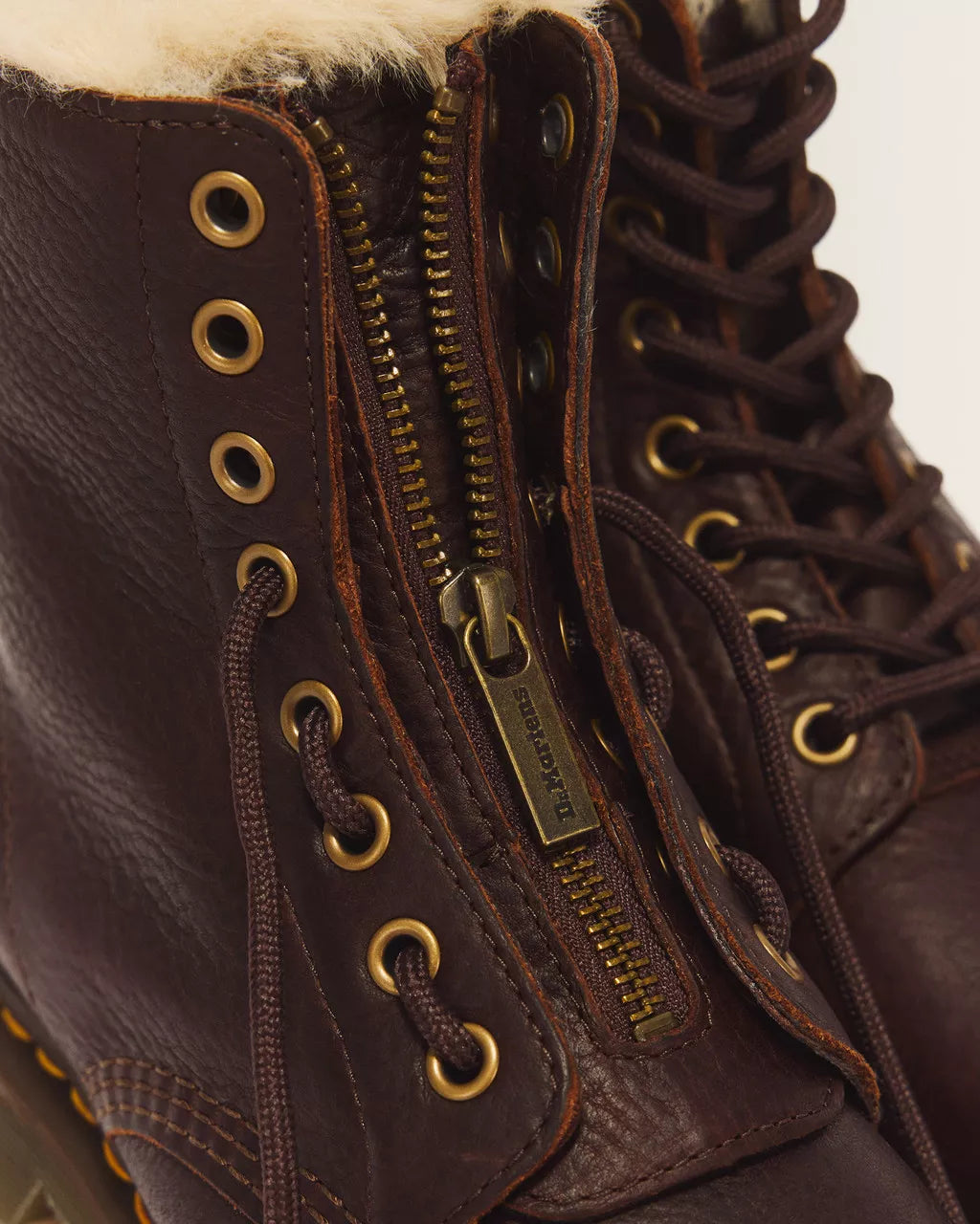 Dr. Martens naisten maiharit 1460 Faux Fur Lined Leather Lace Up, ruskea