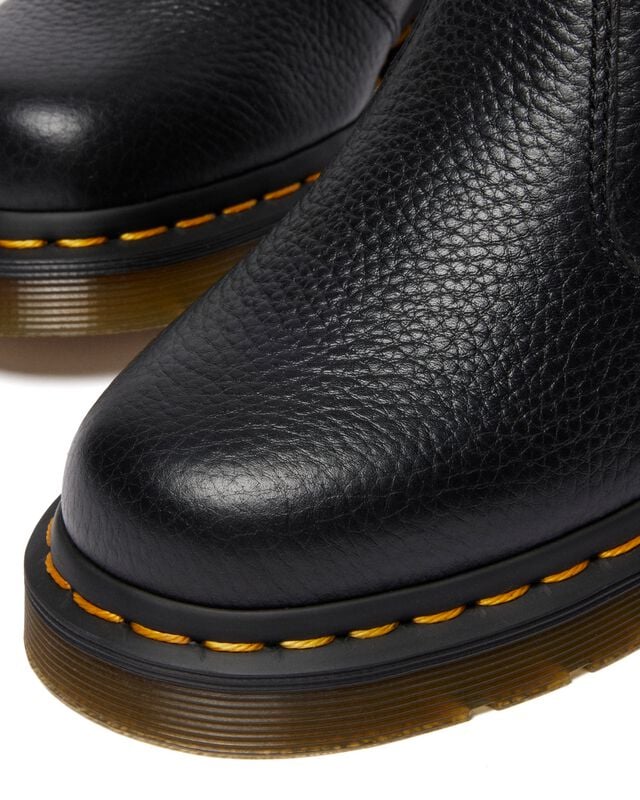 Dr. Martens naisten nilkkurit 2976 Hi Chelsea, musta