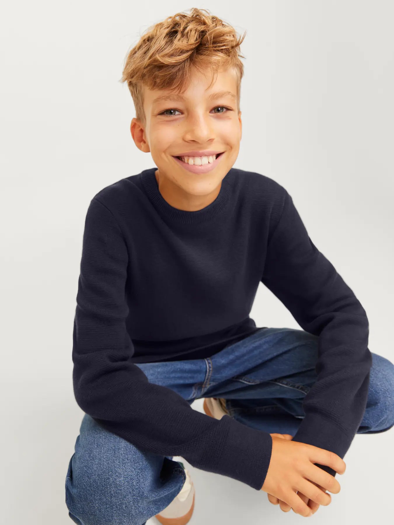 Jack and Jones Junior lasten neulepusero Blamilano Stitch Knit, tummansininen