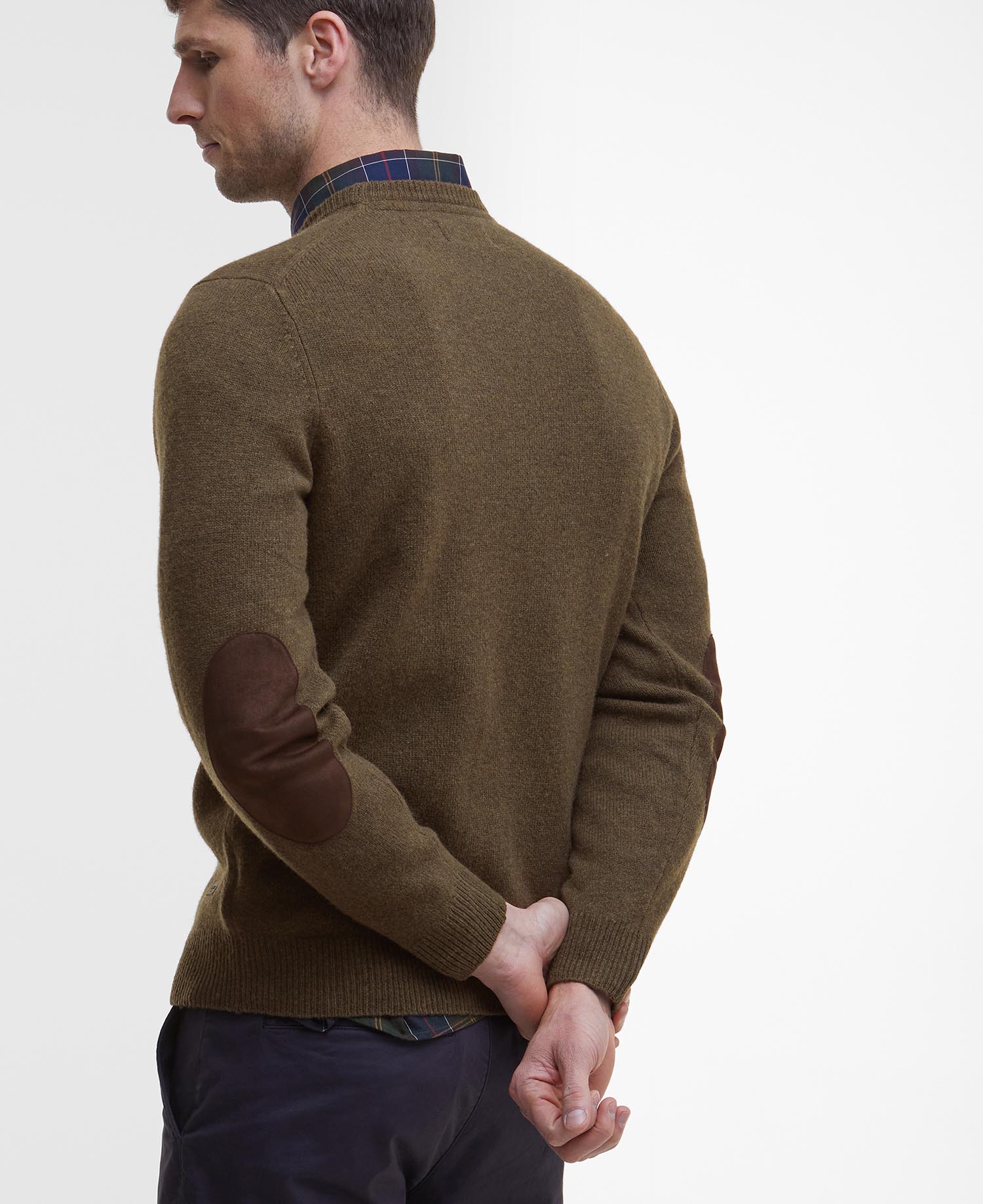 Barbour Essential Patch Crew KAAKAONRUSKEA