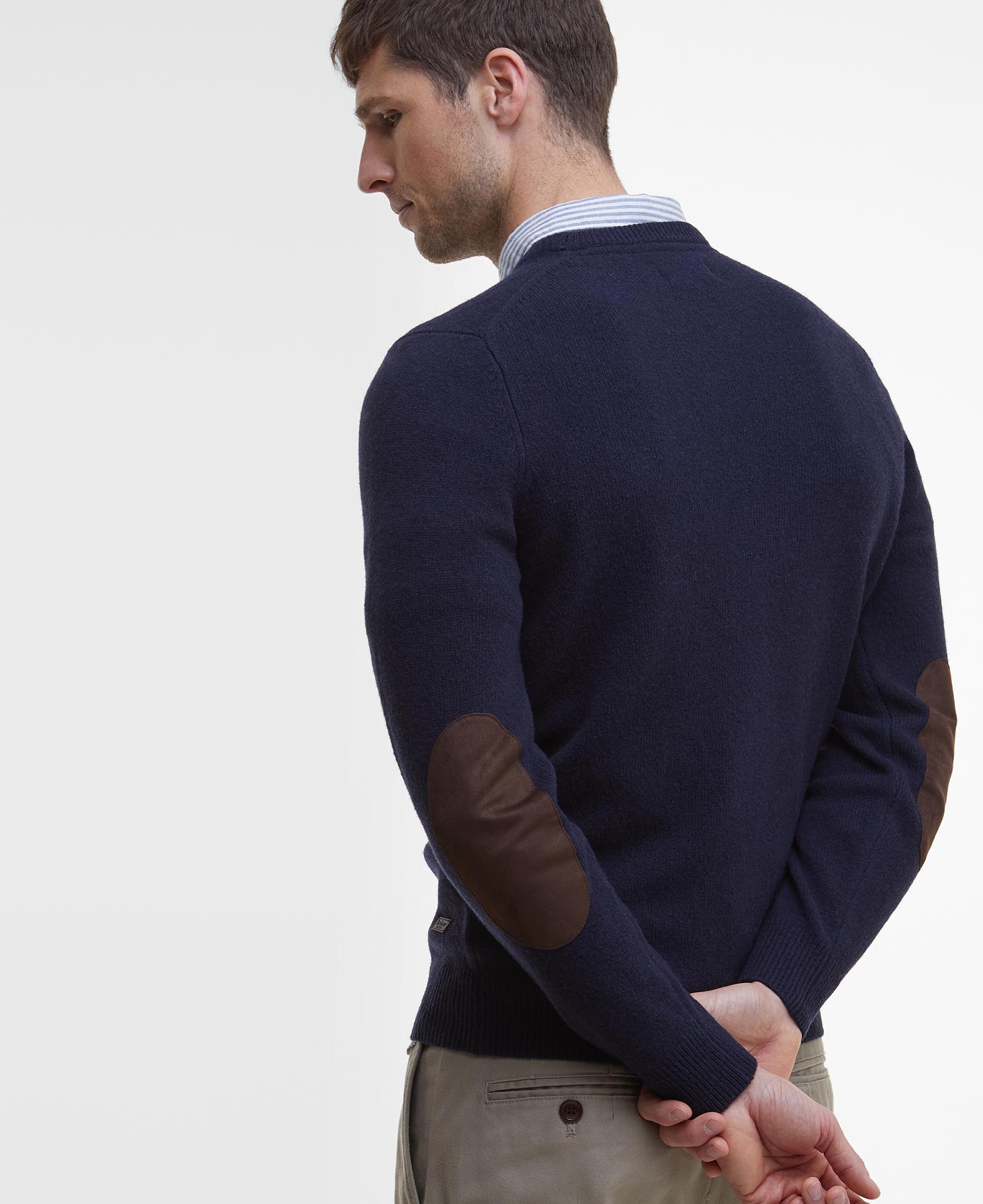 Barbour Essential Patch Crew TUMMANSININEN