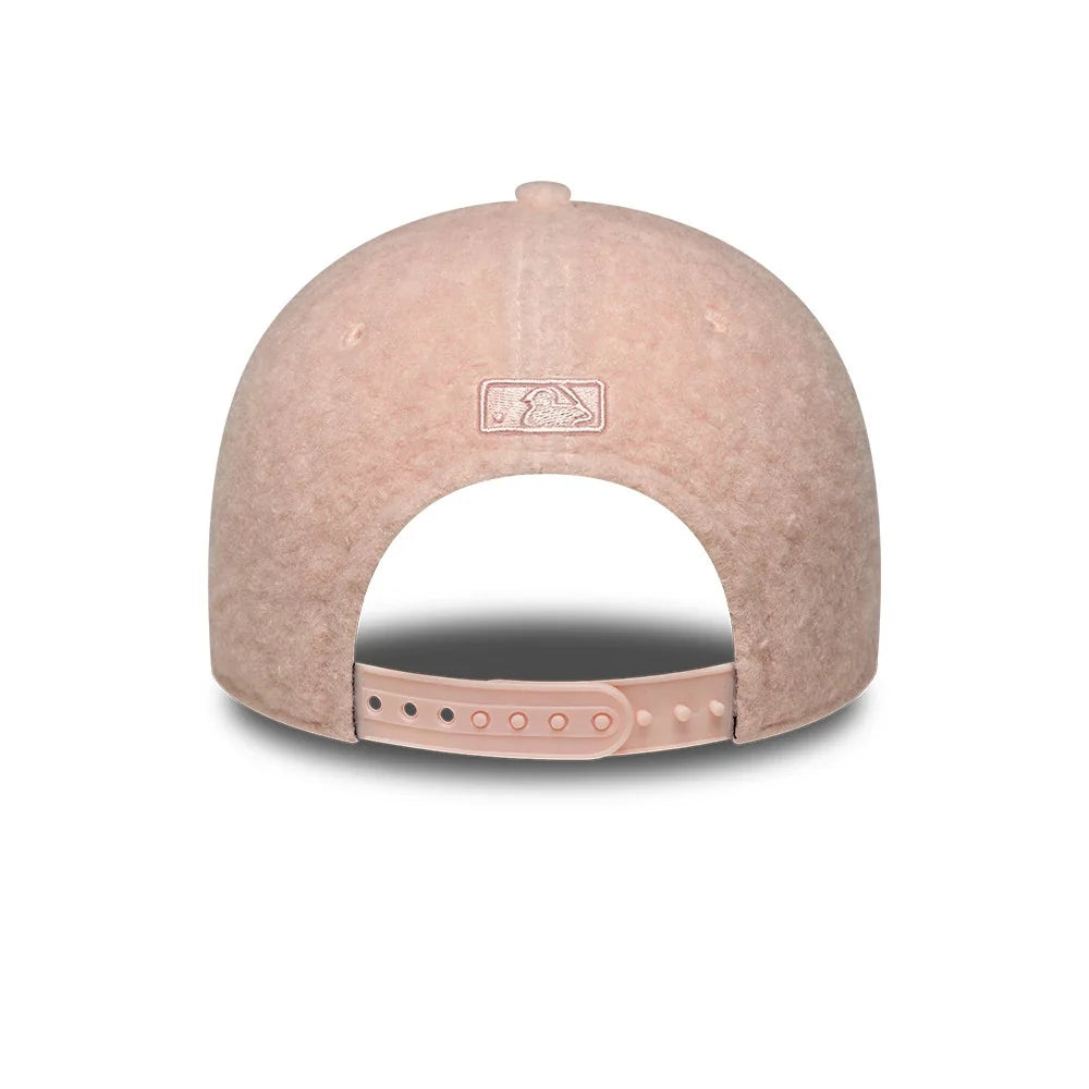 New Era naisten lippis Winter Borg 9FORTY NY, vaaleanpunainen