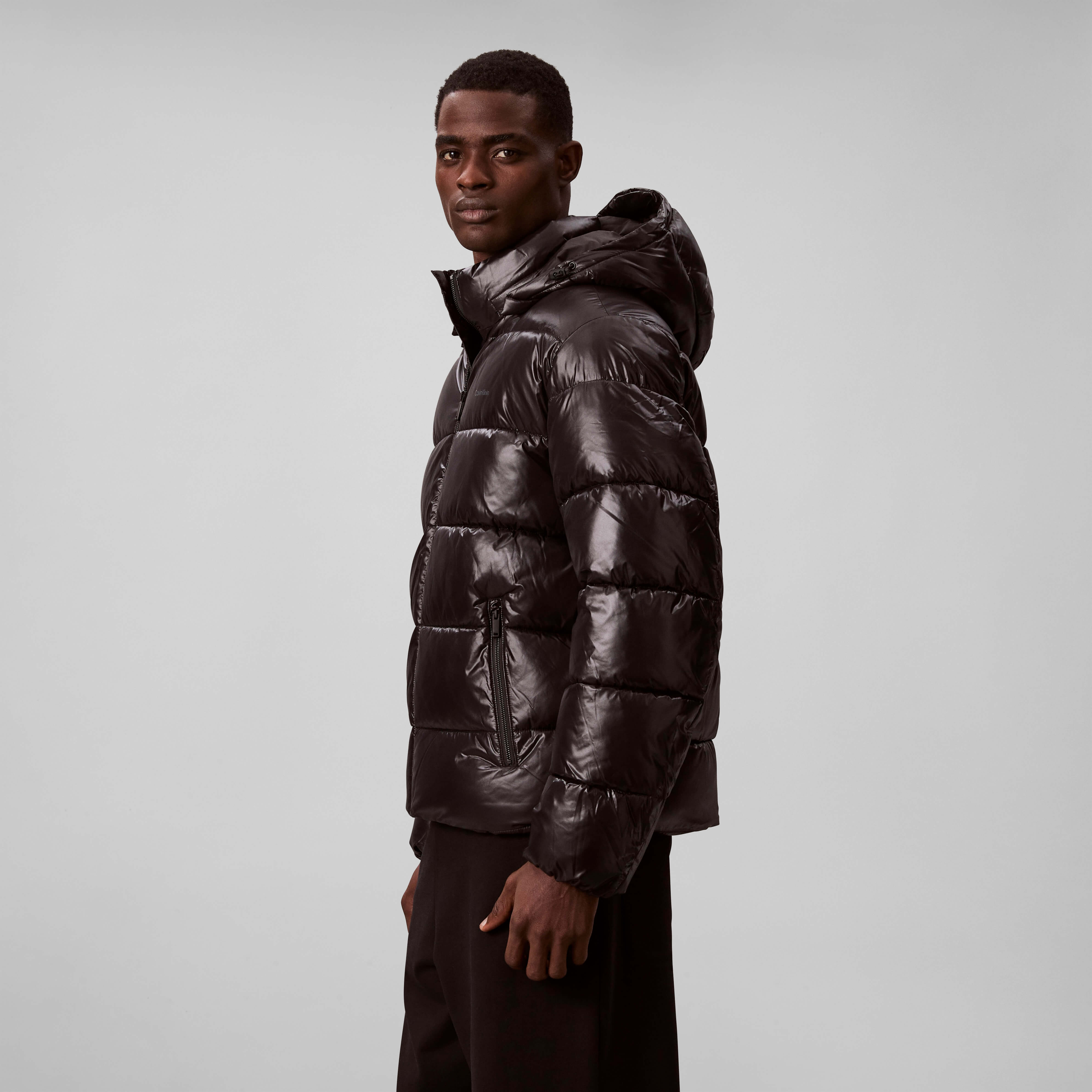 Calvin Klein Menswear LS Glossy Channeled Puffer JKT, musta