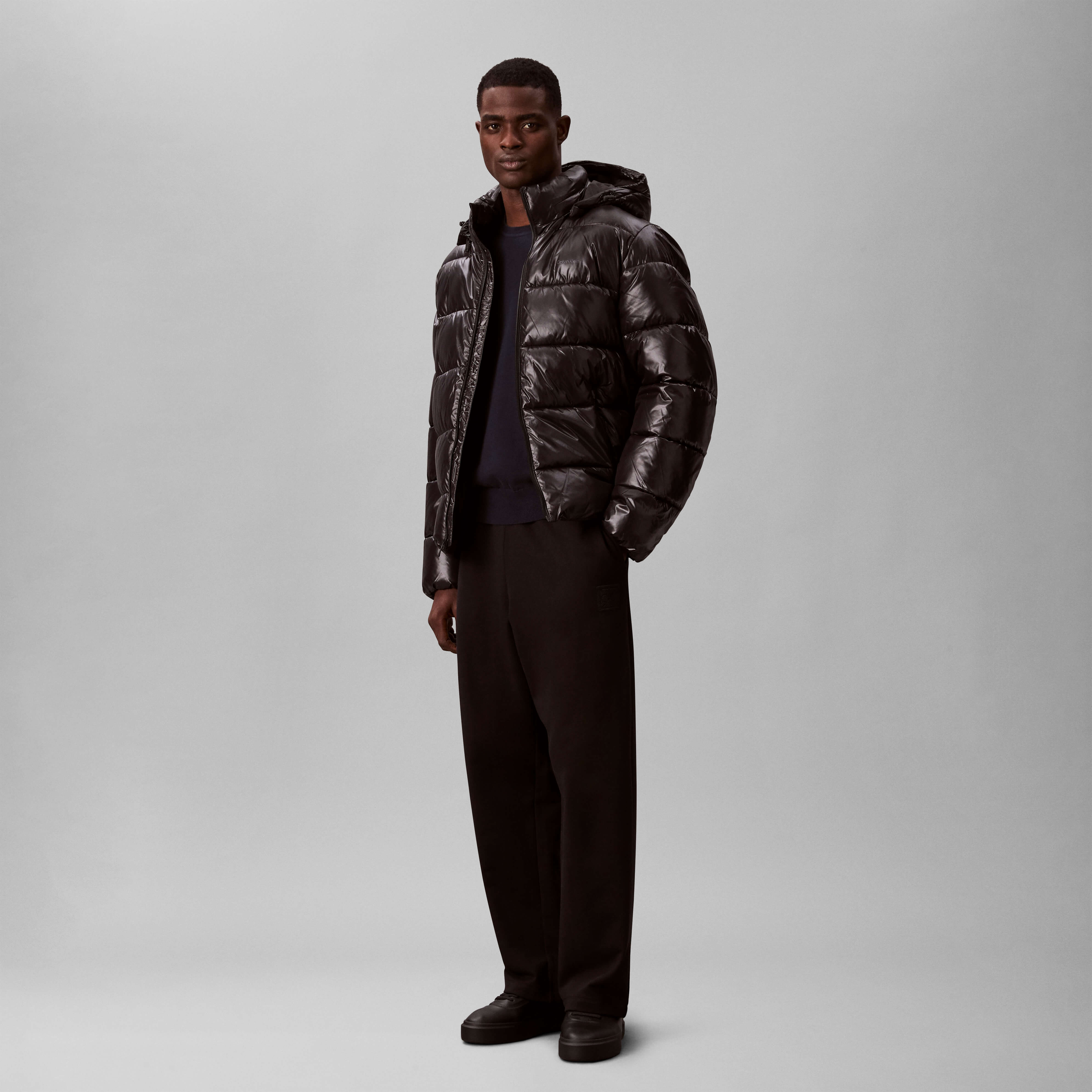 Calvin Klein Menswear LS Glossy Channeled Puffer JKT, musta