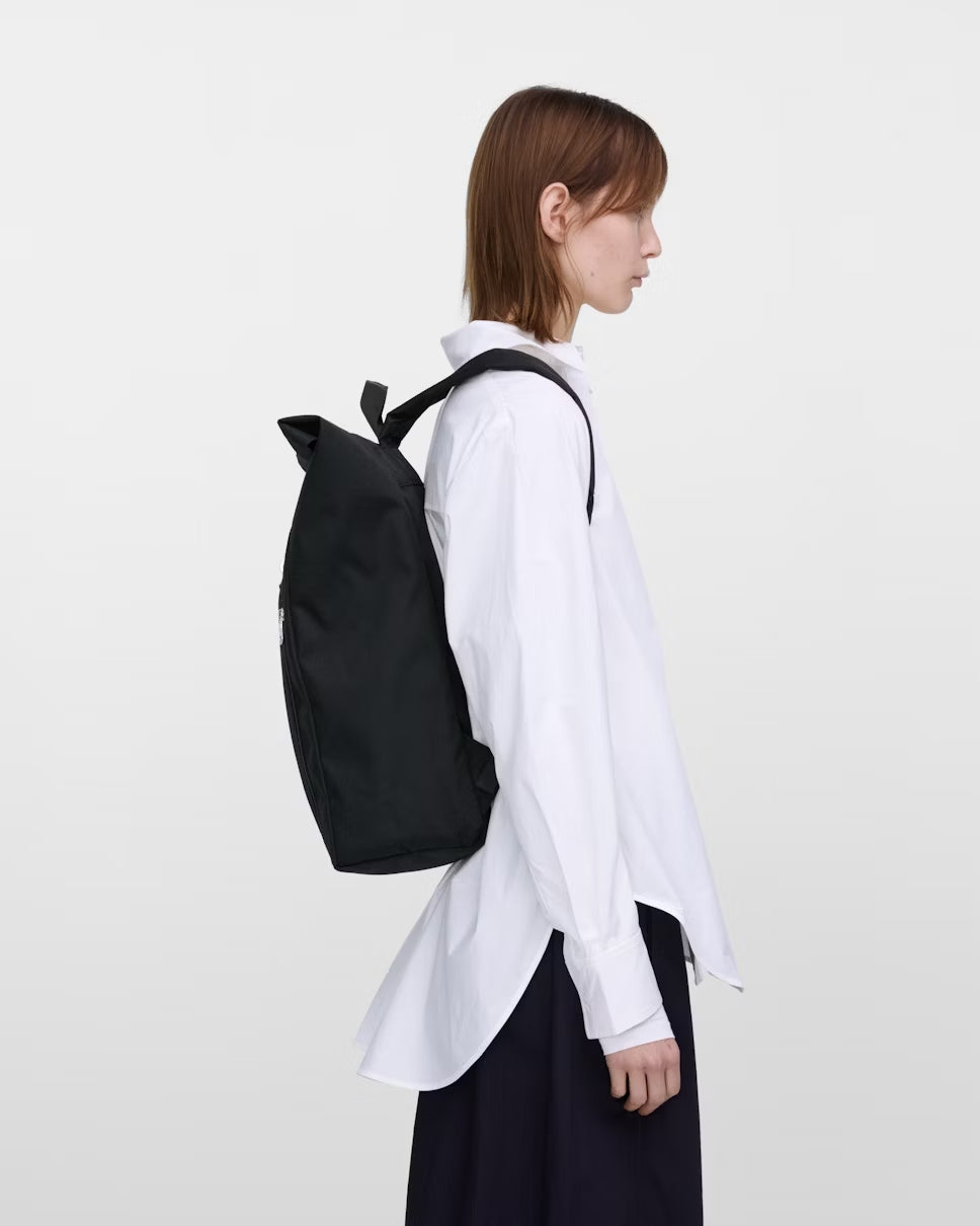 Sandqvist reppu, GROUND ROLLTOP BACKPACK L Musta