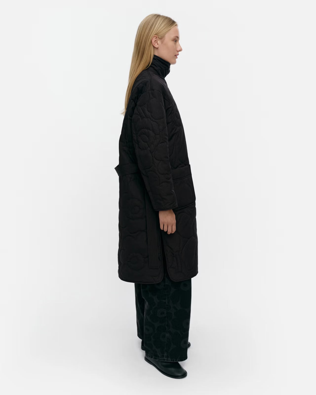 Marimekko naisten kevyttoppatakki Kolppi Piirto Unikko, musta