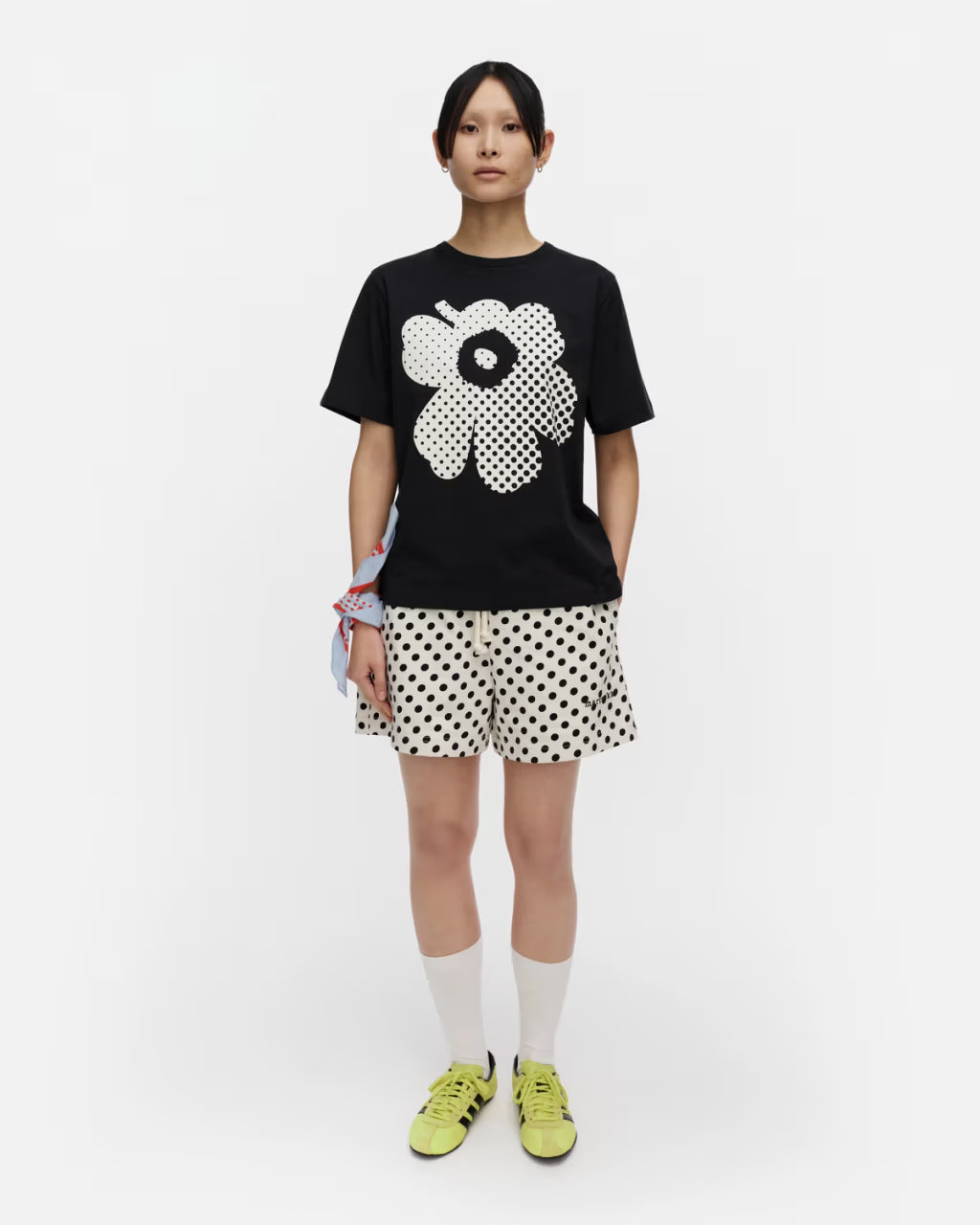 Marimekko naisten t-paita Erna Unikko Placement, musta
