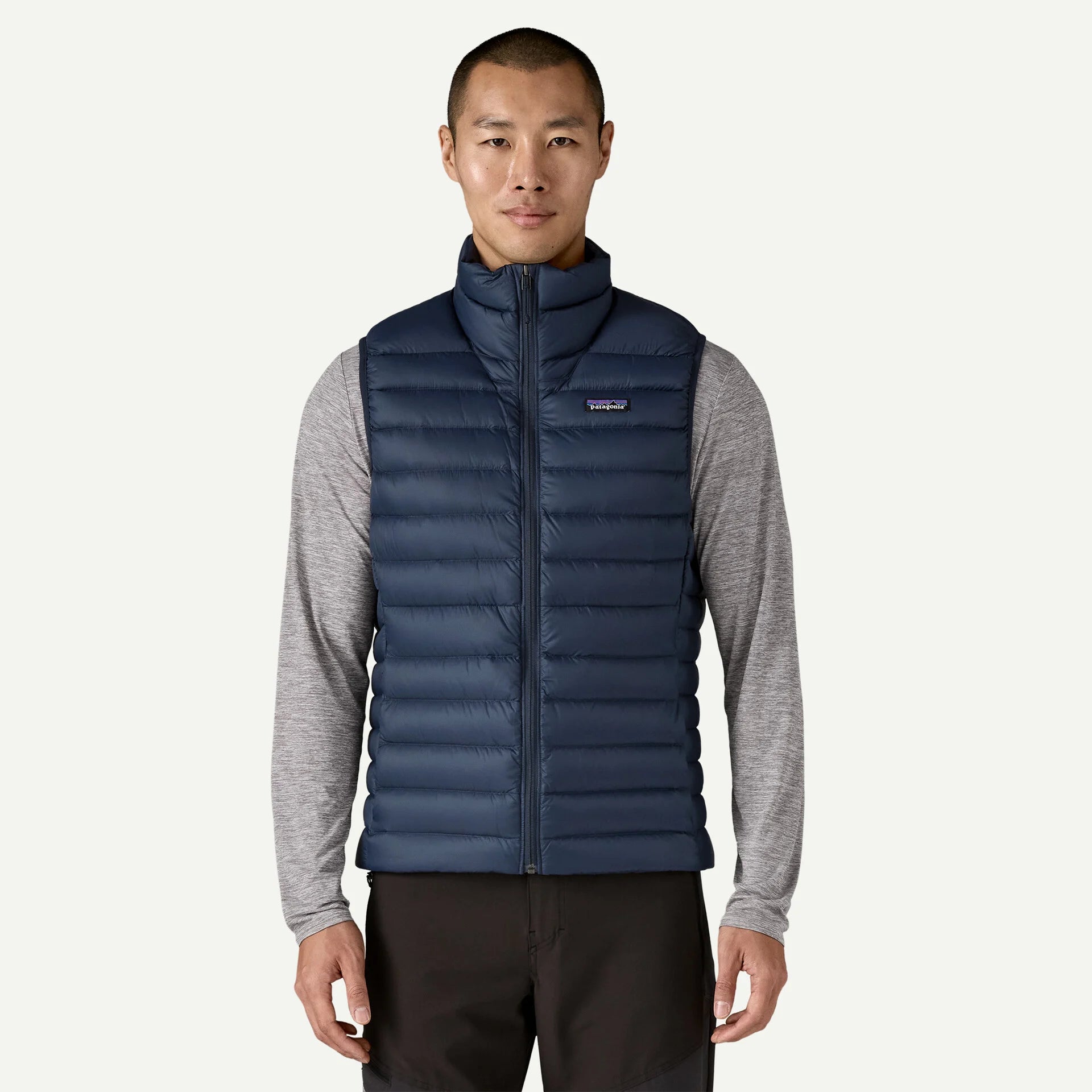 Patagonia miesten liivi M's Down Sweater Vest, tummansininen