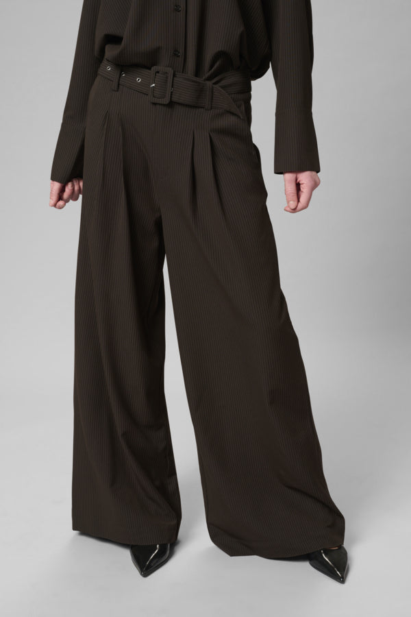 VittaMW High Wide Pant RAIDALLINEN RUSKEA