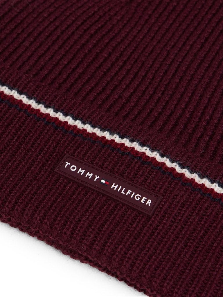 TH RWB BEANIE VIININPUNAINEN