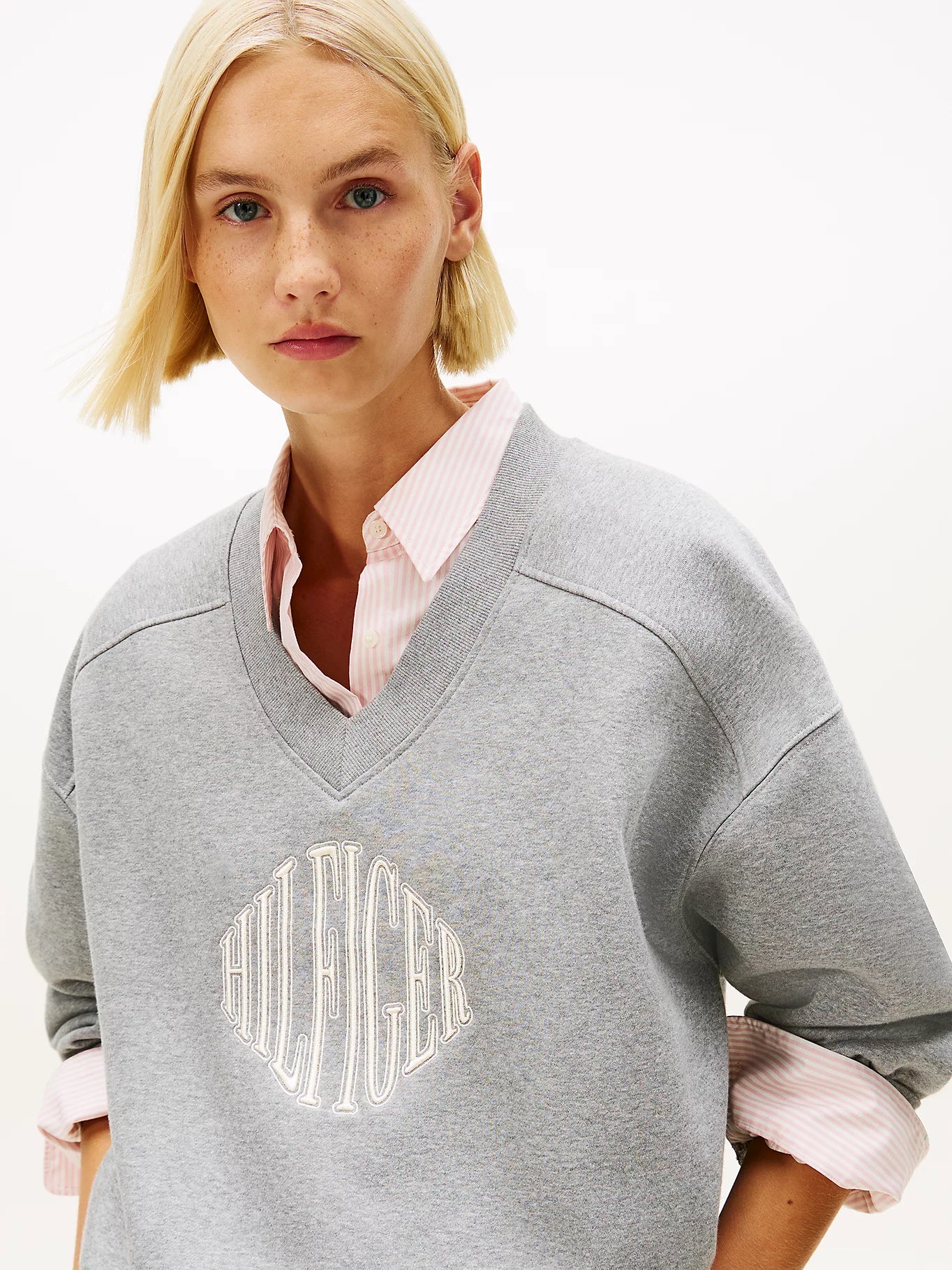 Tommy Hilfiger Naisten Collegepaidat Varsity V-nk Fleece, Vaaleanharmaa