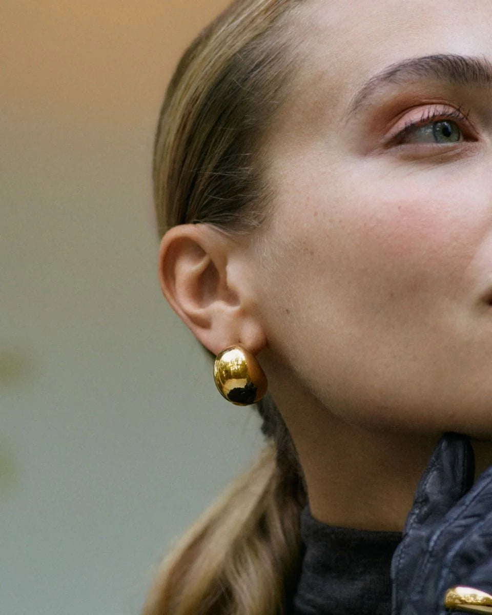 Edblad korvakorut Bold Creoles L Gold, Gold pleated