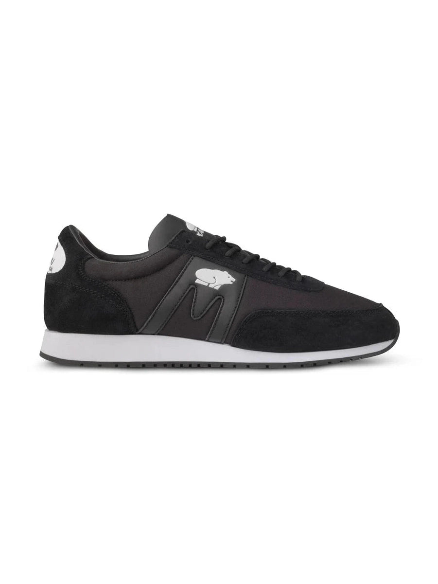 Karhu Albatross 82 Sneaker, musta