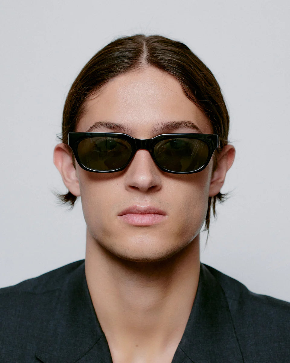 A.Kjaerbede unisex aurinkolasit Bror, musta