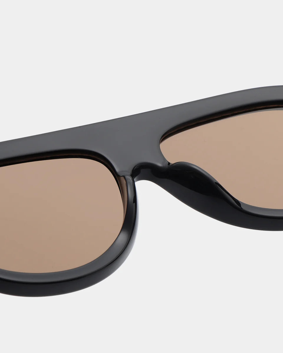 A.Kjaerbede unisex aurinkolasit Rio, musta