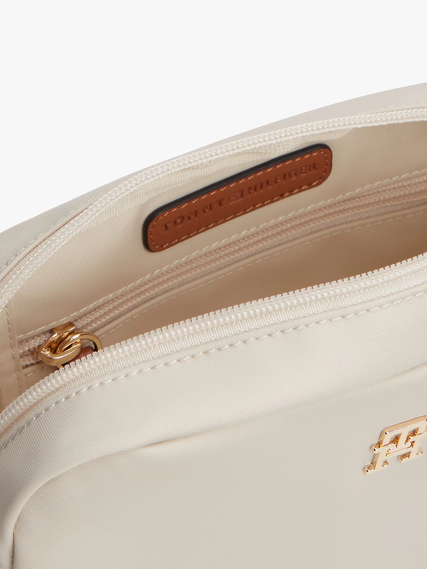 Tommy Hilfiger naisten laukku Popette Camera Bag, luonnonvalkoinen