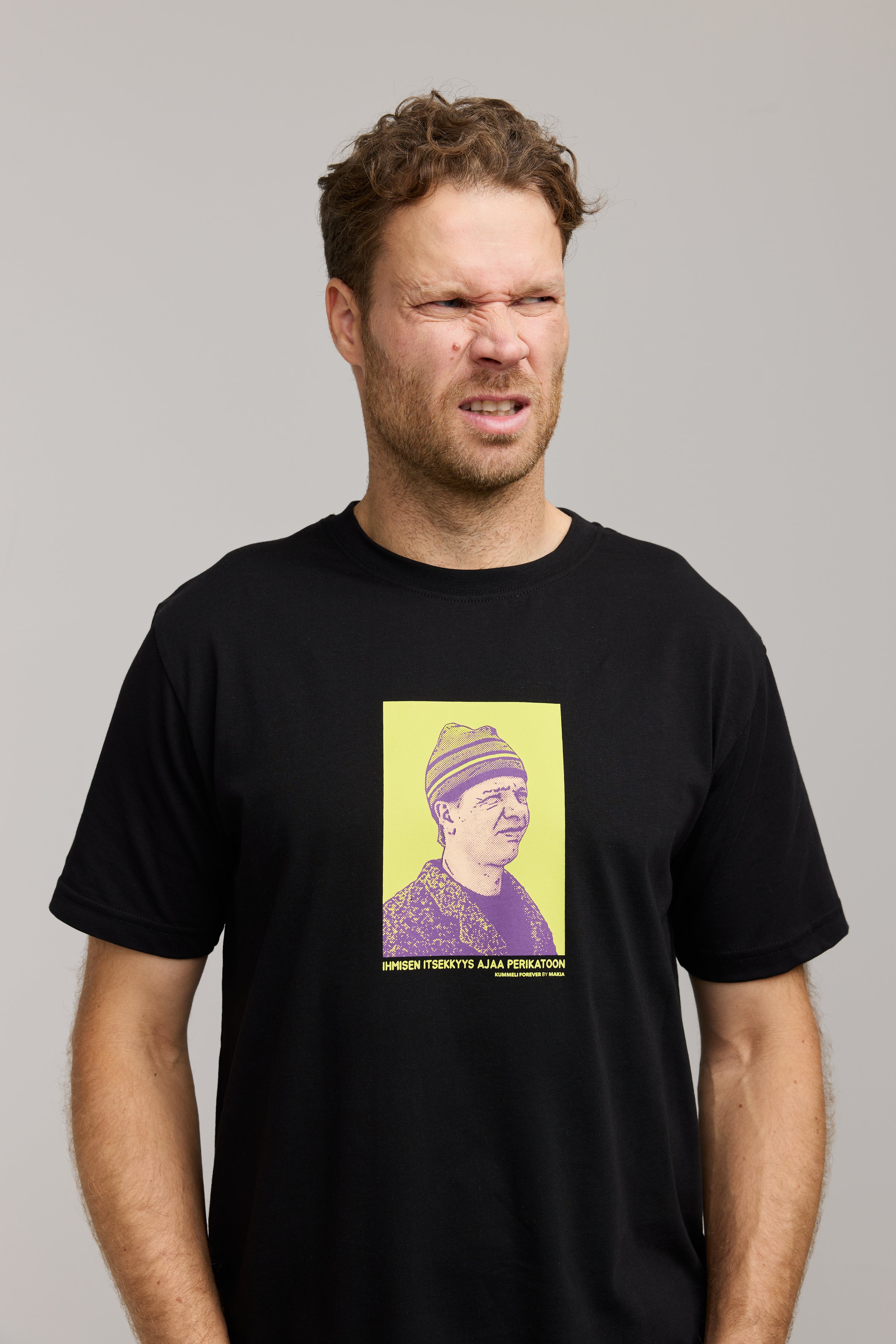Makia Kummeli Ympäristöruutu T-shirt, musta