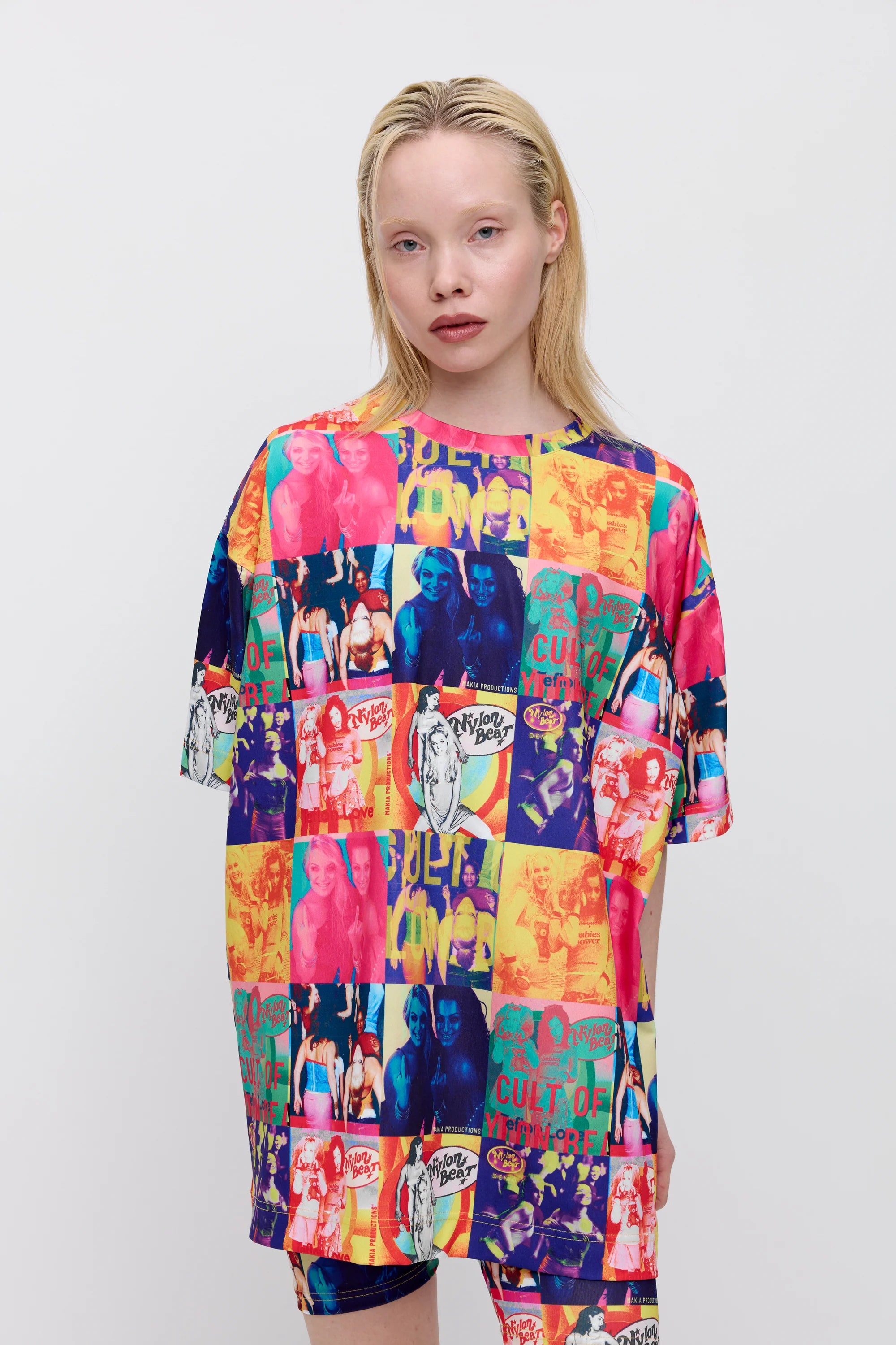 Makia x Nylon Beat t-paita Nylon Oversize T-shirt, monivärinen kuosi