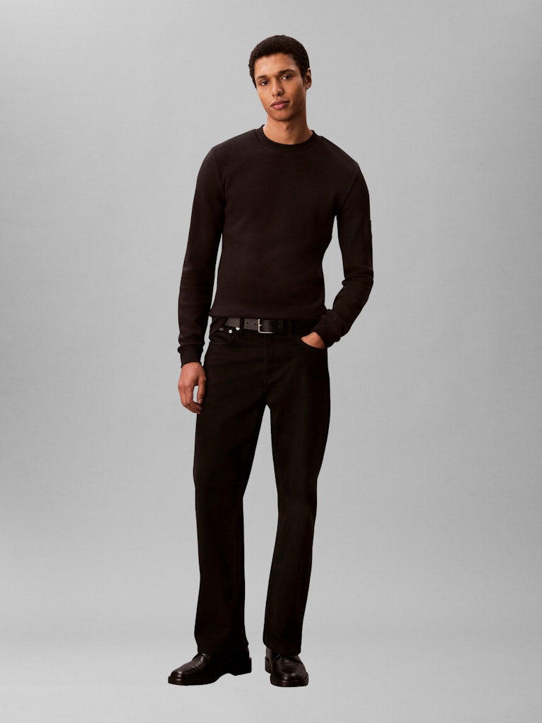 Calvin Klein Jeans miesten pitkähihainen vohvelikankainen paita hihamerkillä, Badge Waffle LS Tee, musta