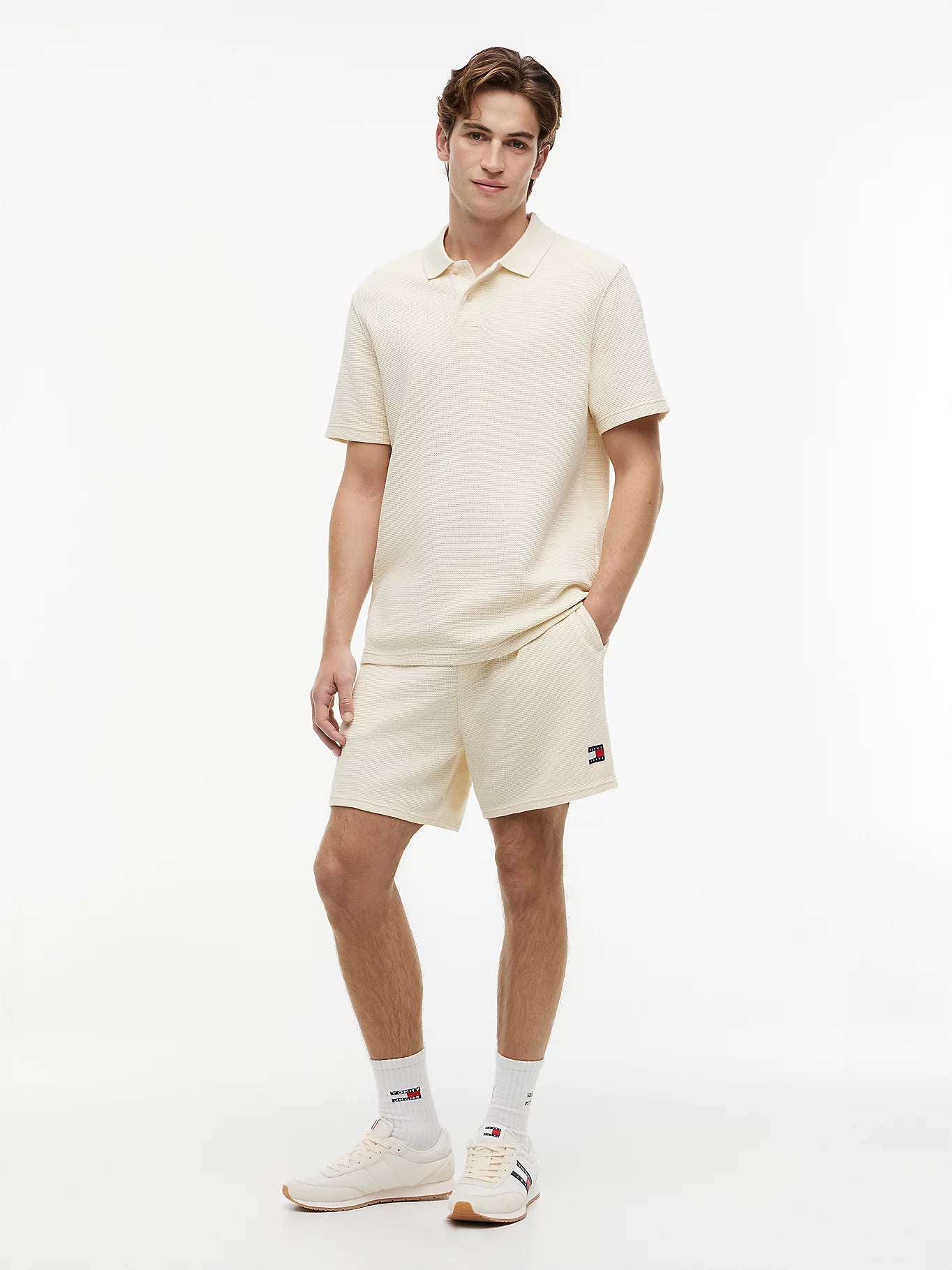 Tommy Jeans miesten collegeshortsit Waffled Beach Short, kerma